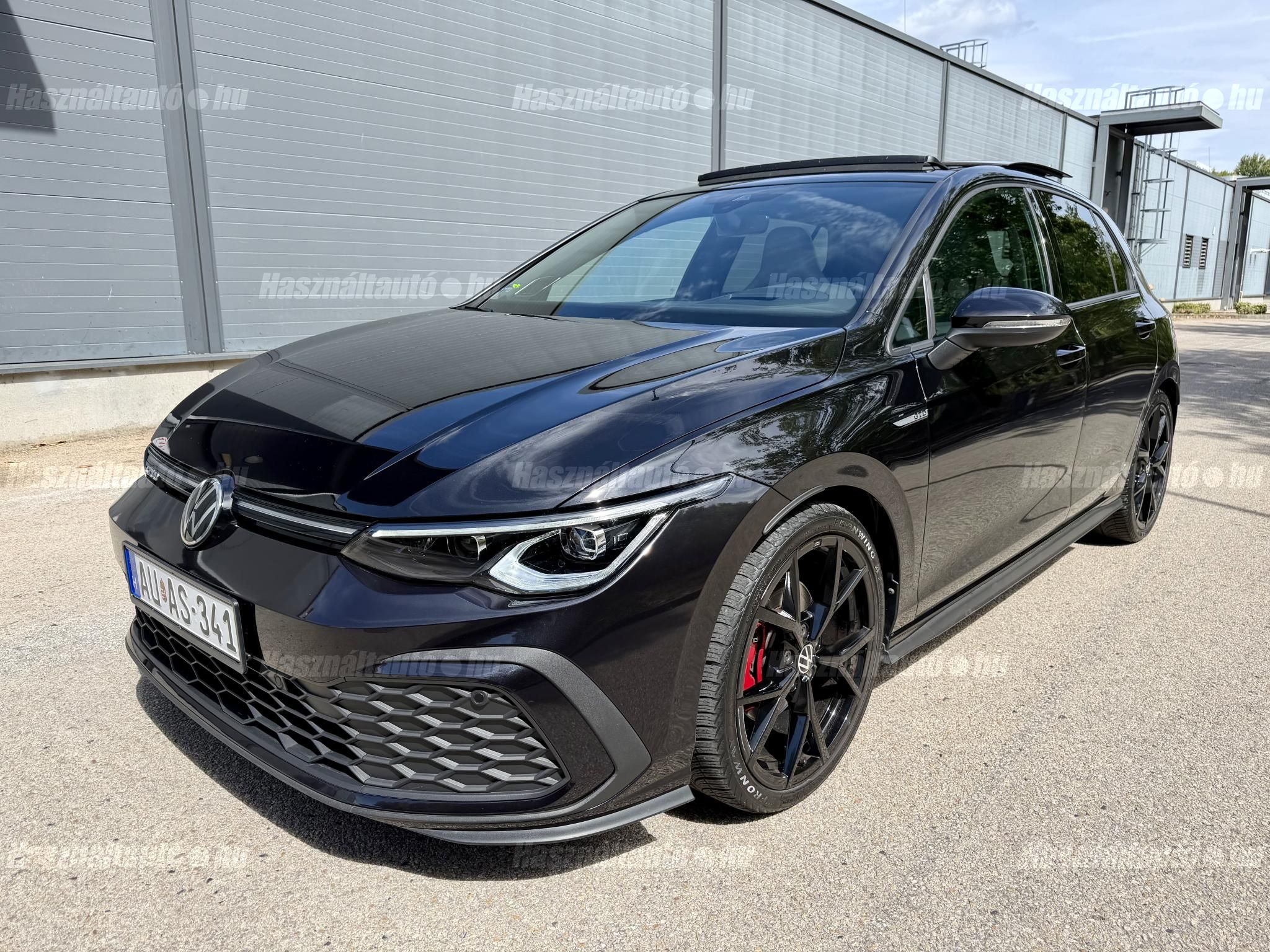 VOLKSWAGEN GOLF 2024/4 - 1