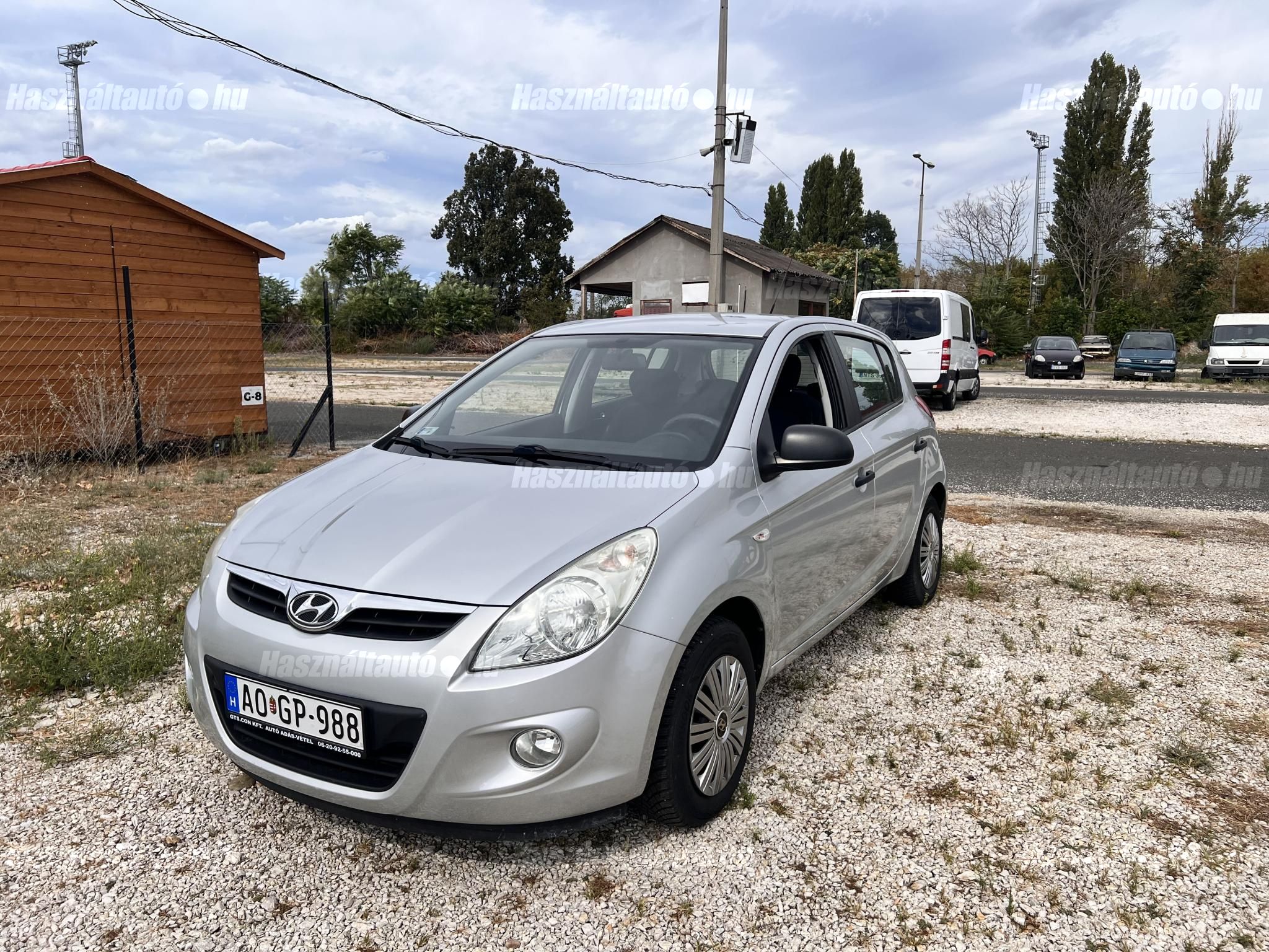 HYUNDAI I20 2012/8 - 1