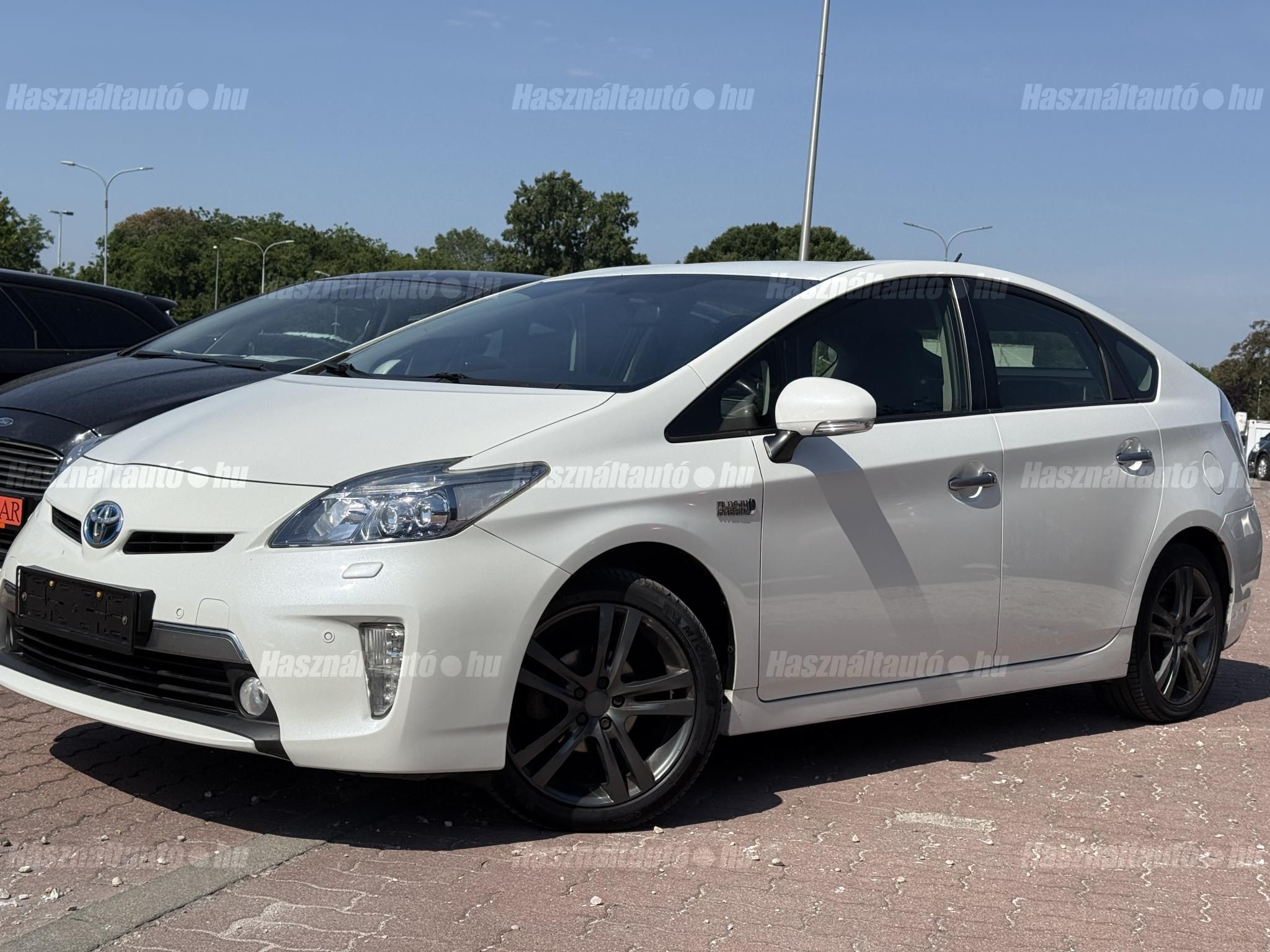 TOYOTA PRIUS 2013/1 - 1