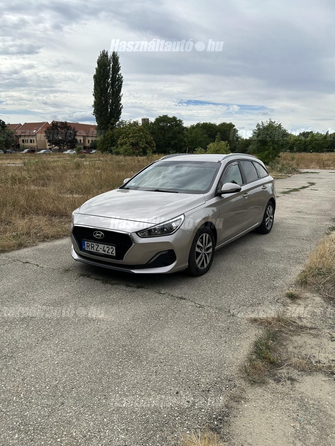 HYUNDAI I30 2019/7 - 1