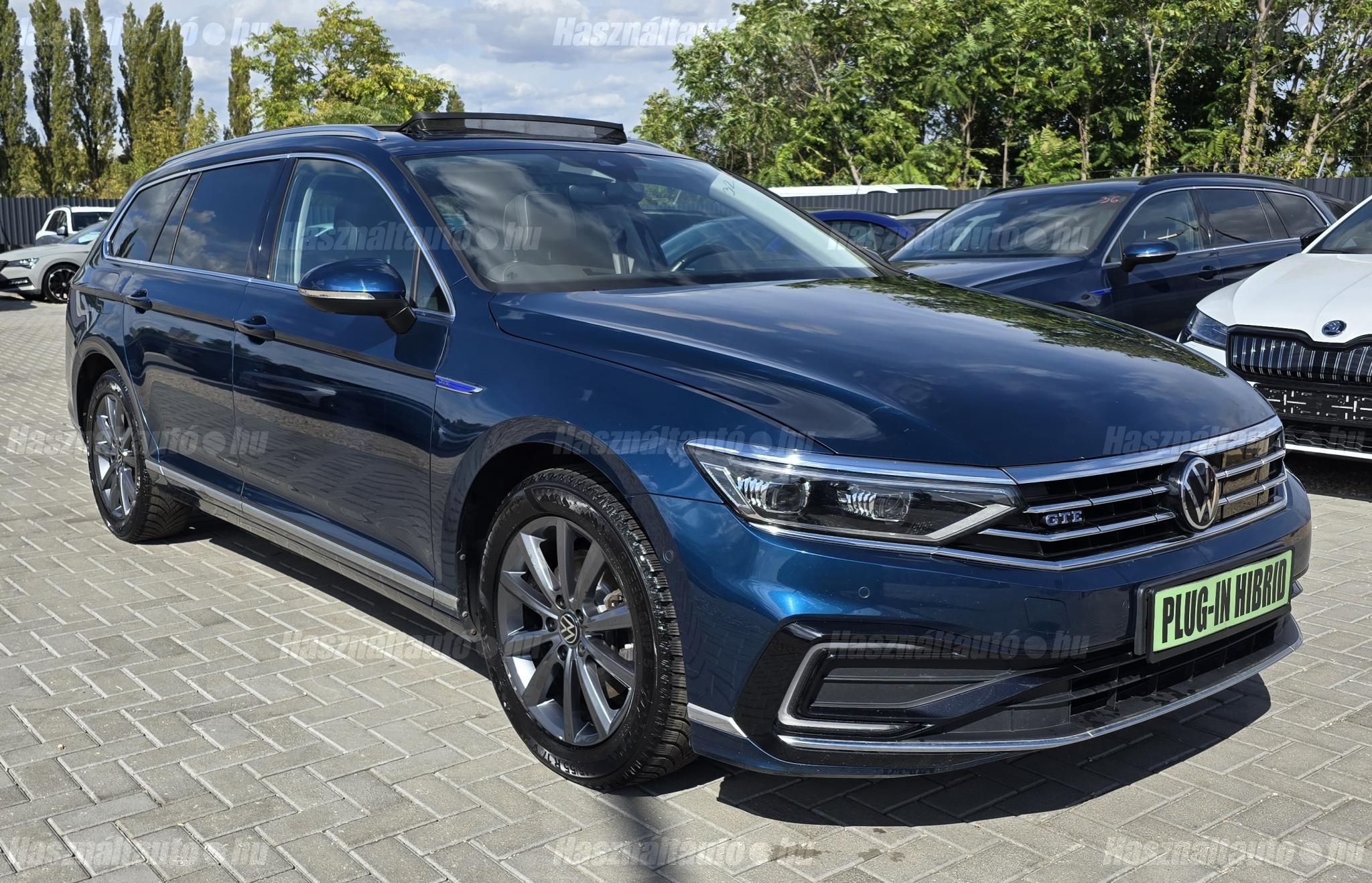 VOLKSWAGEN PASSAT VIII 2022/8 - 1