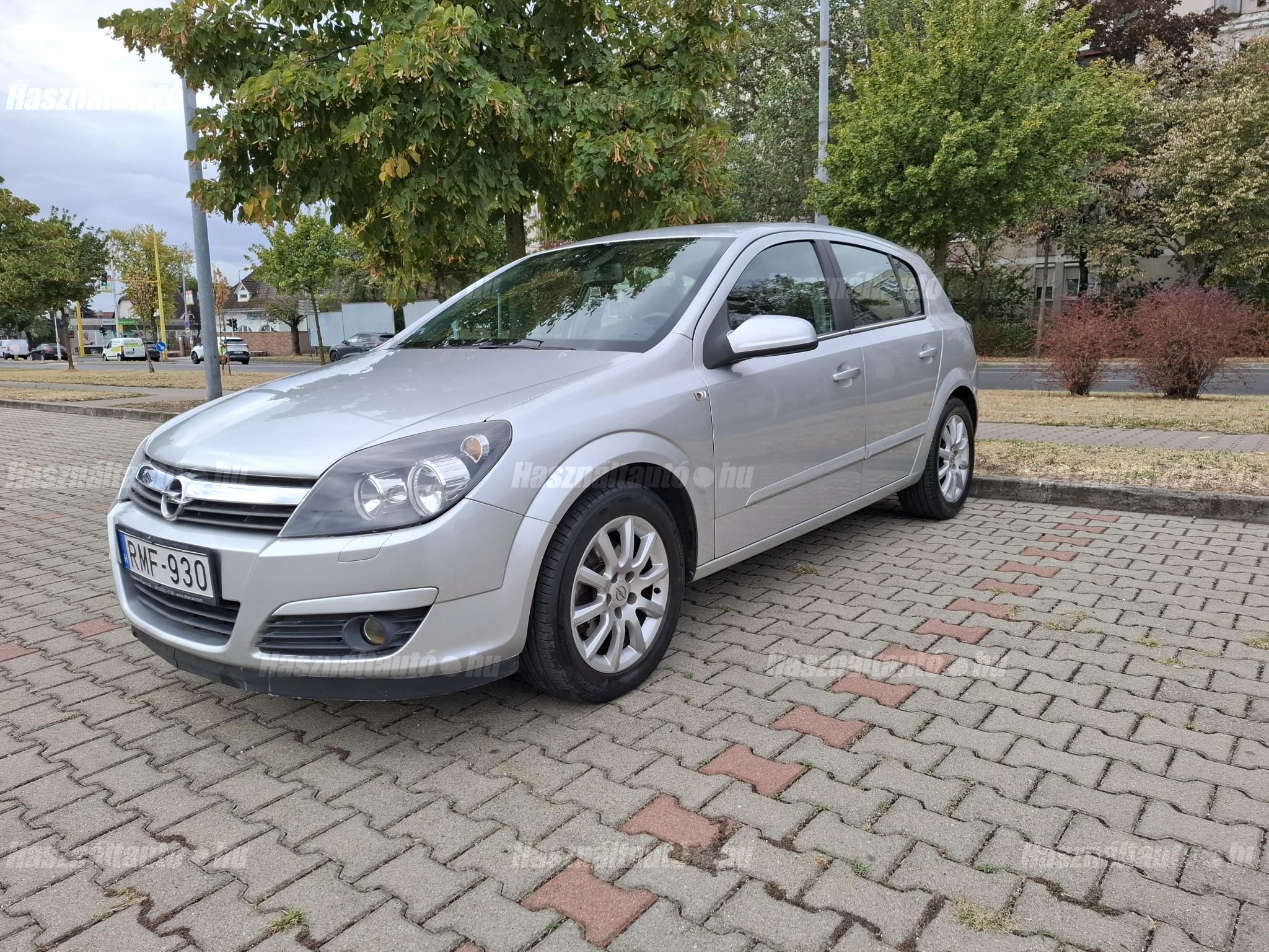 OPEL ASTRA H 2004/7 - 1