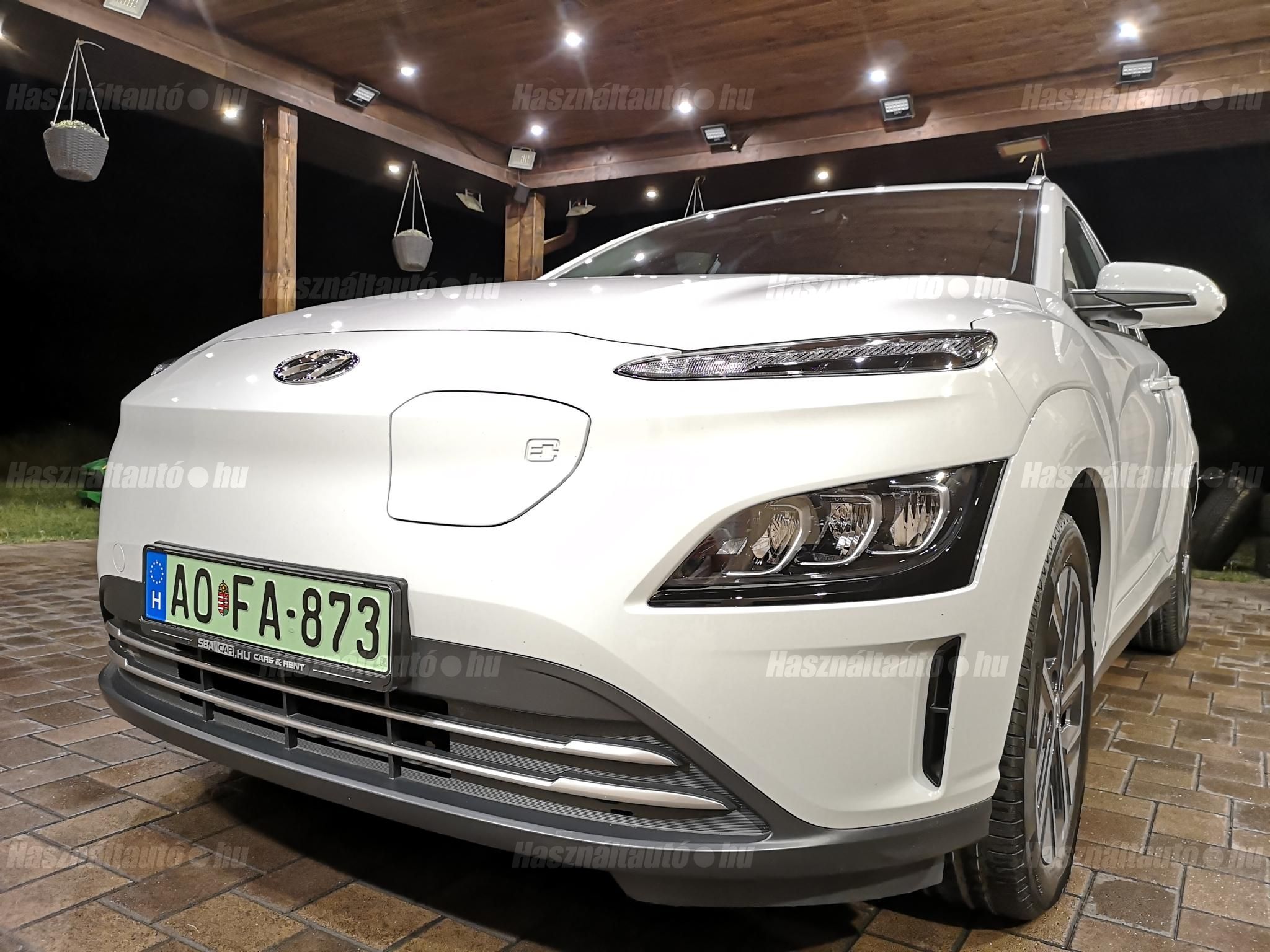 HYUNDAI KONA 2021/8 - 1