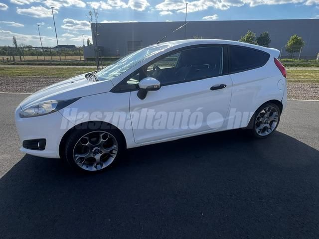 FORD FIESTA 2015/10 - 1