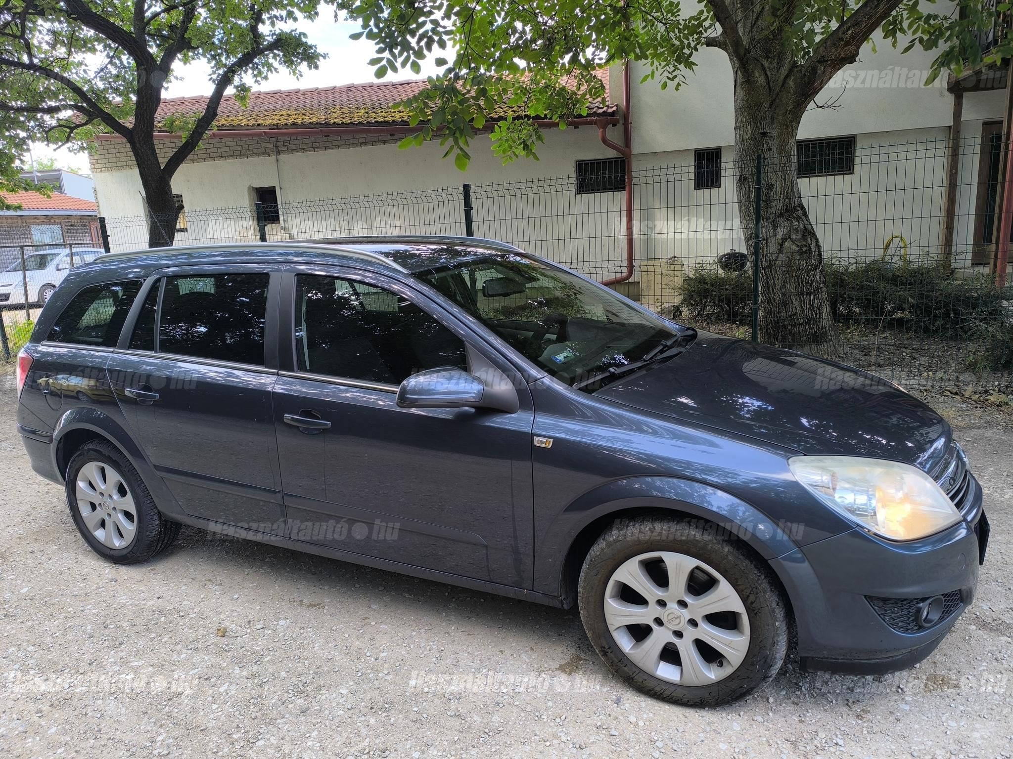OPEL ASTRA H 2008 - 1