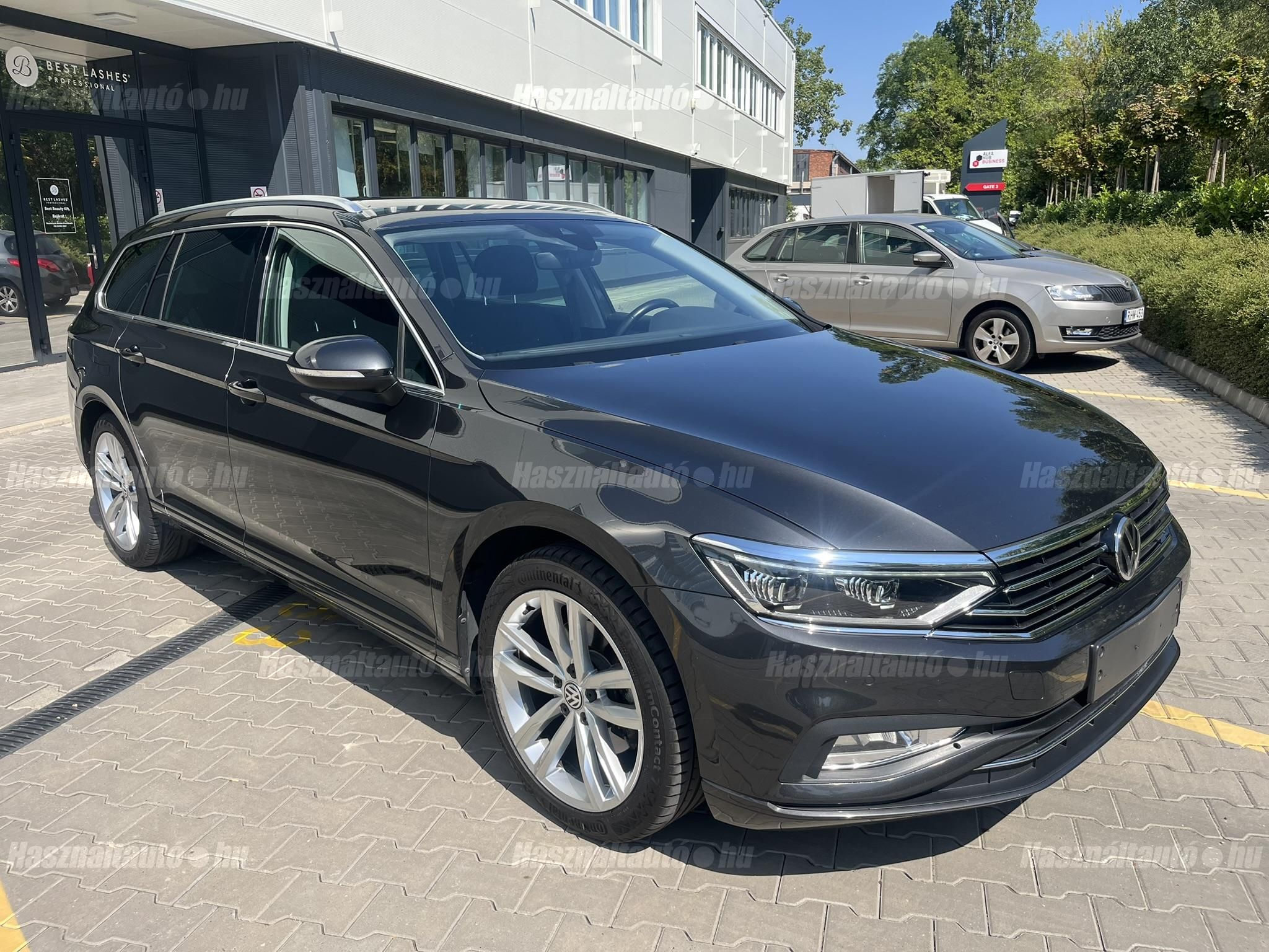 VOLKSWAGEN PASSAT 2020/3 - 1