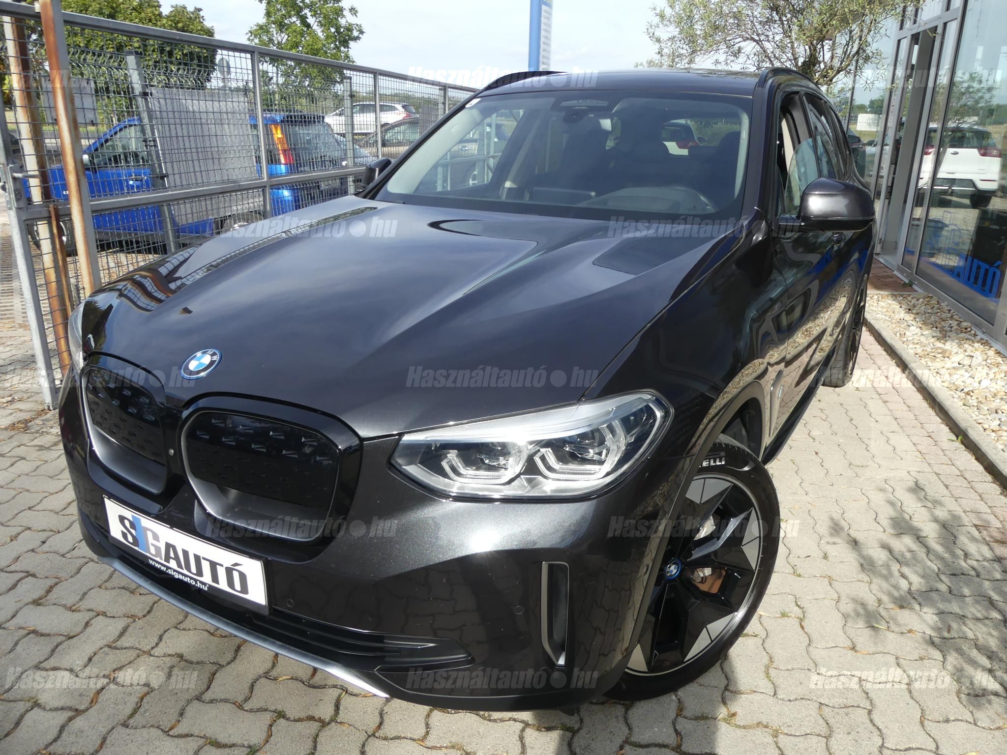 BMW IX3 2021/11 - 1