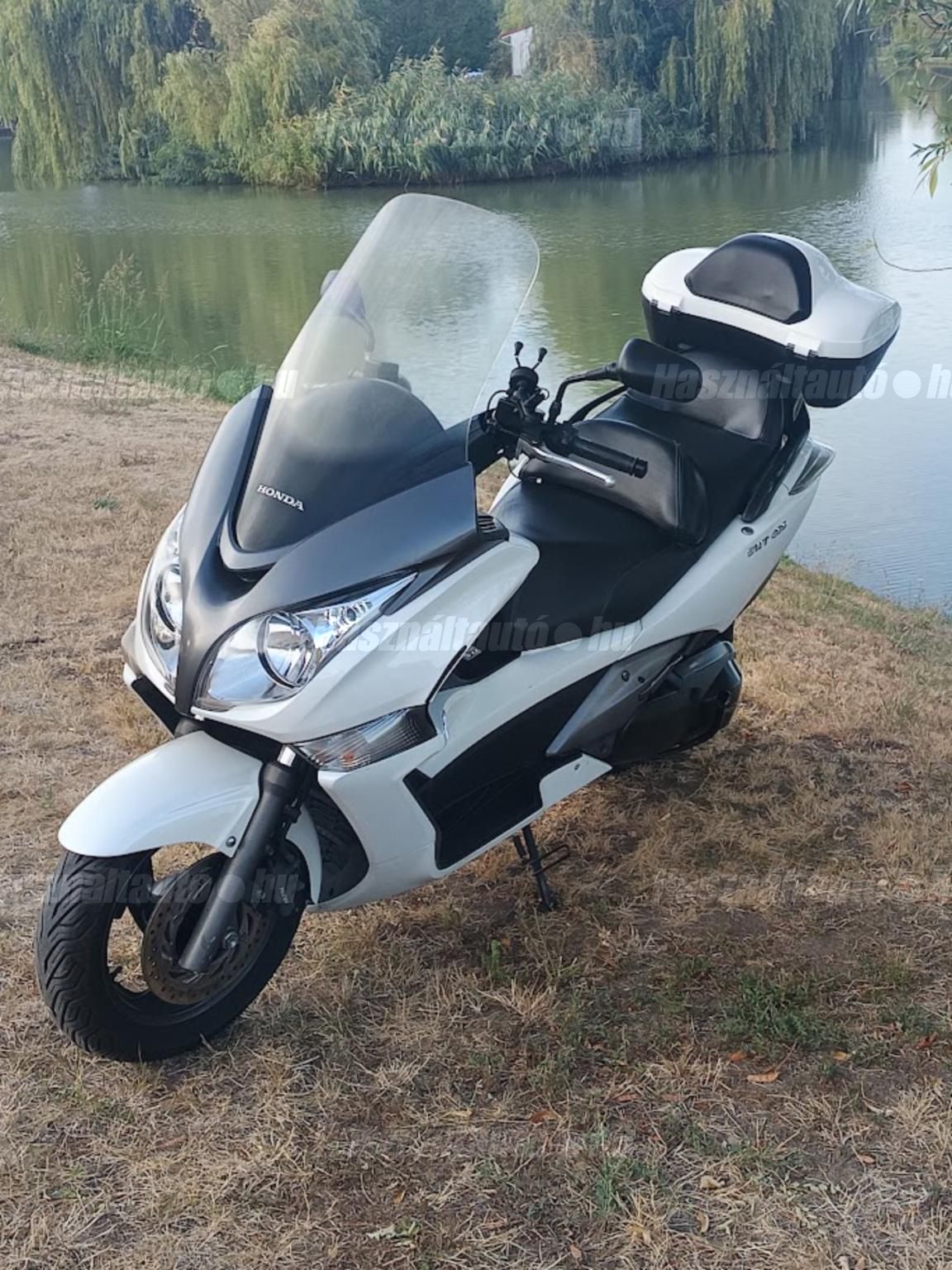 HONDA SW-T 400 2010/3 - 1
