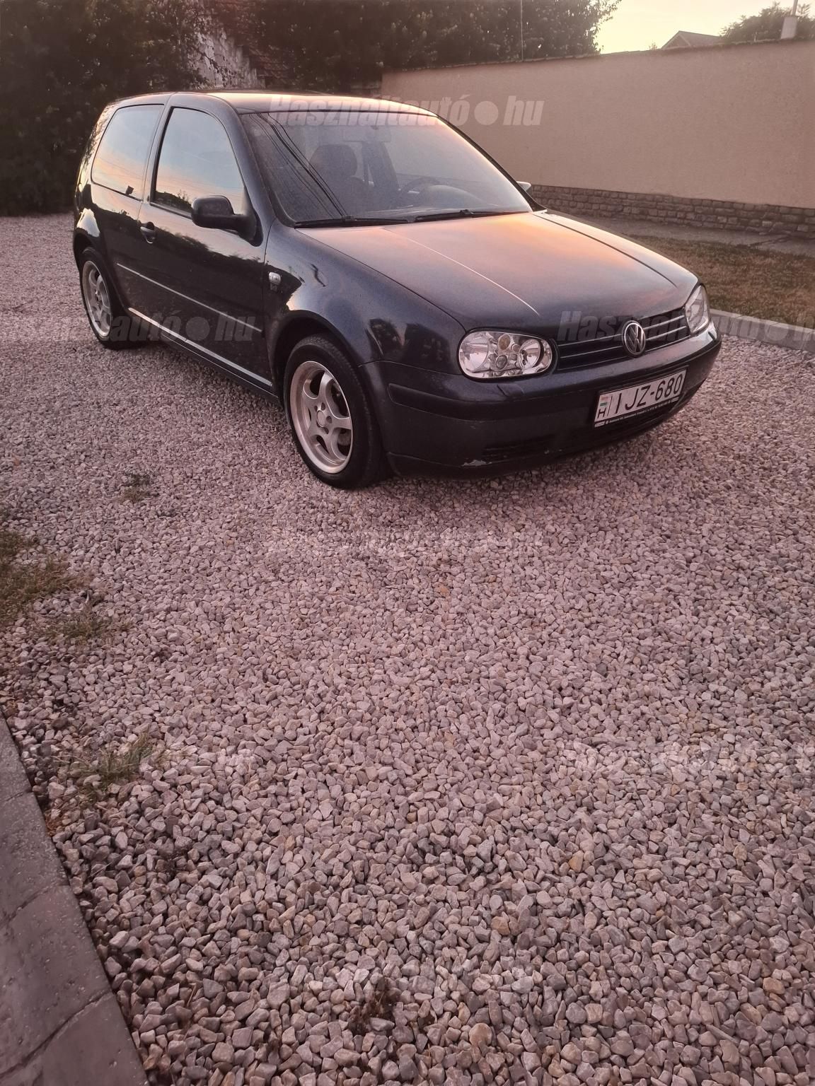 VOLKSWAGEN GOLF IV 2002/6 - 1