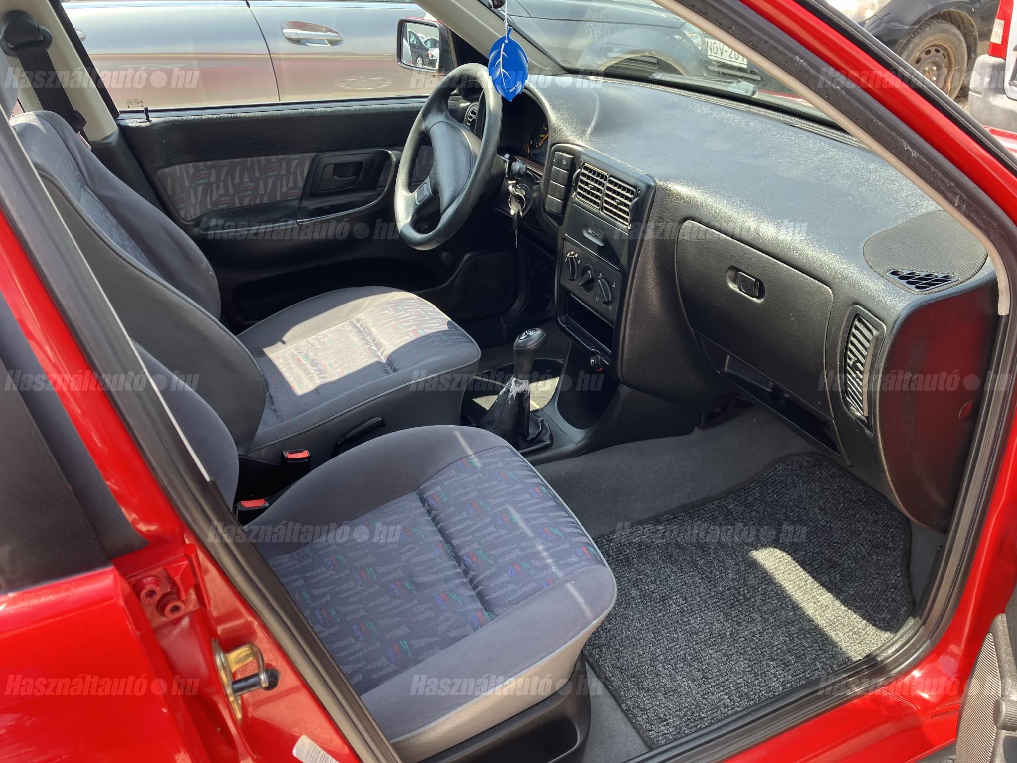 SEAT CORDOBA 1998 - 1