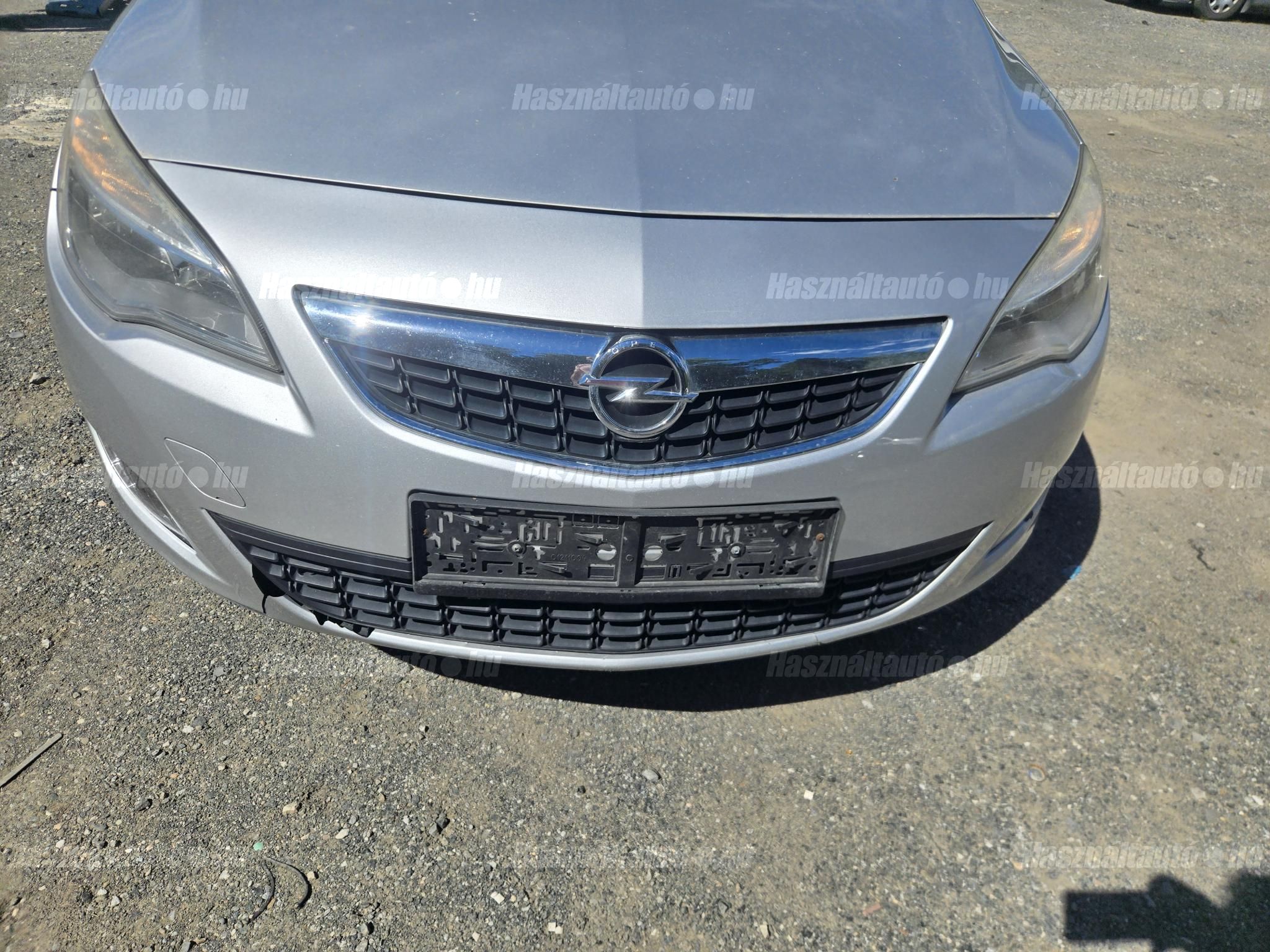 OPEL ASTRA J 2012/4 - 1