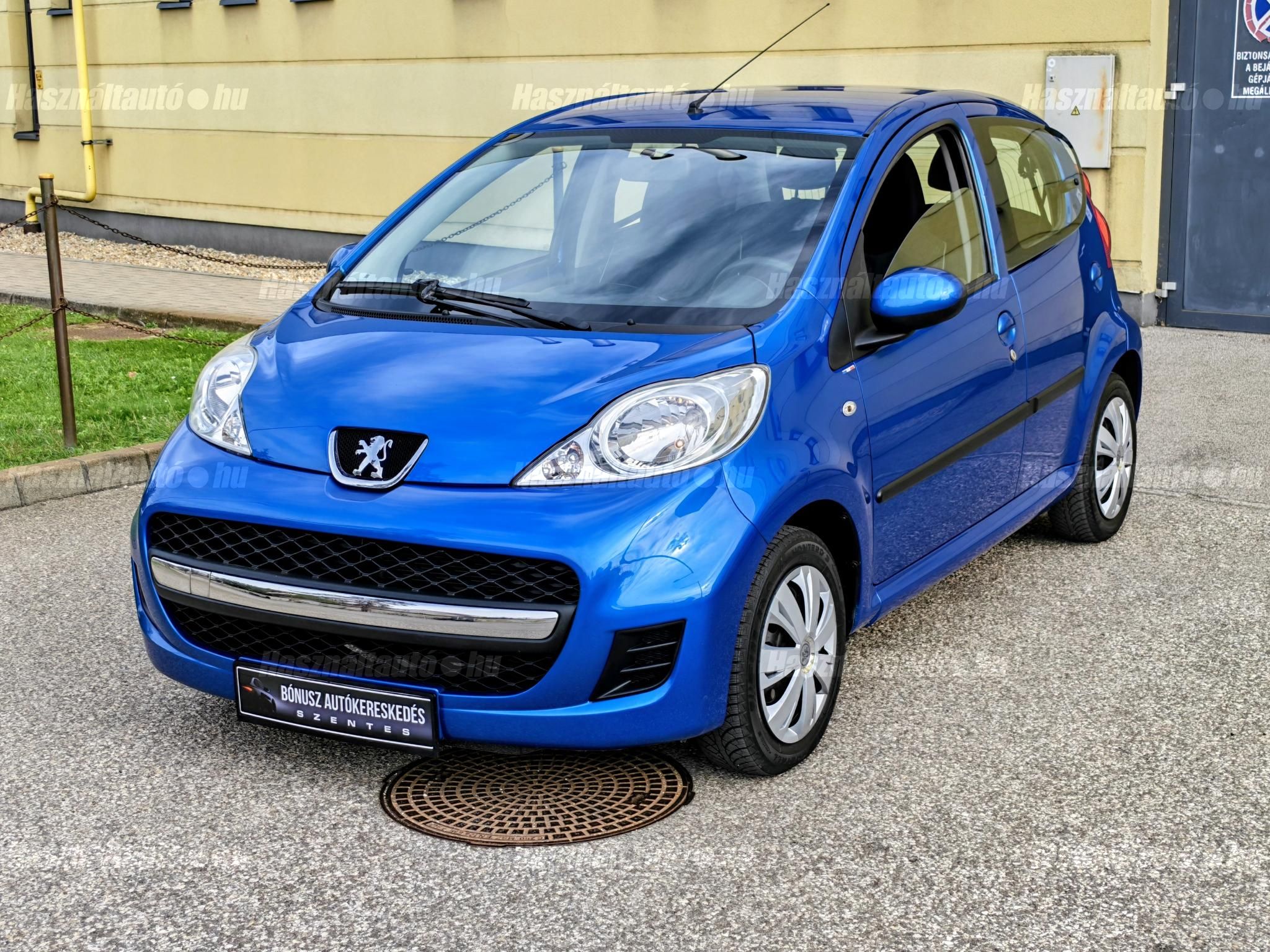PEUGEOT 107 2010/11 - 1