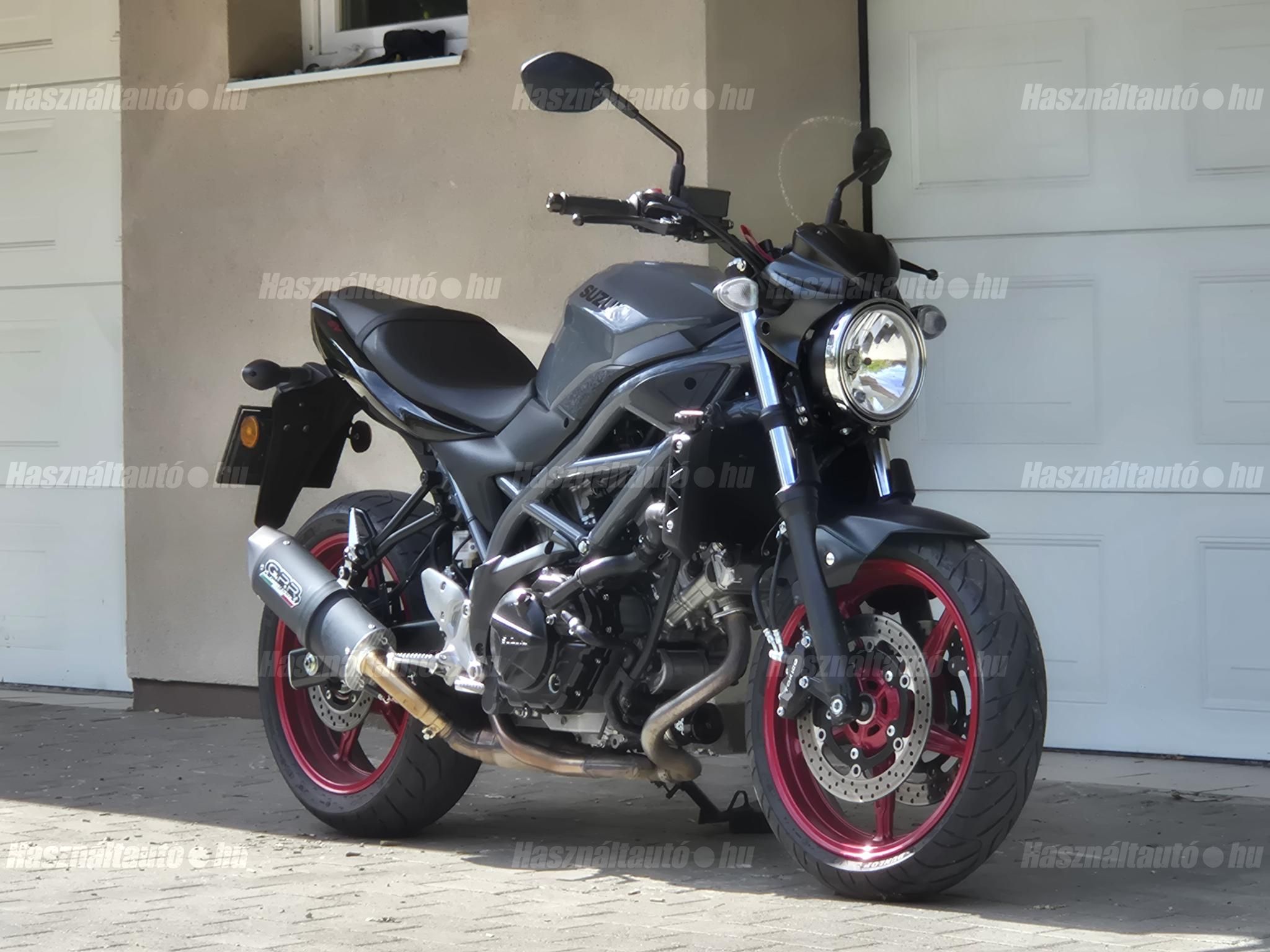 SUZUKI SV 650 N 2023/4 - 1