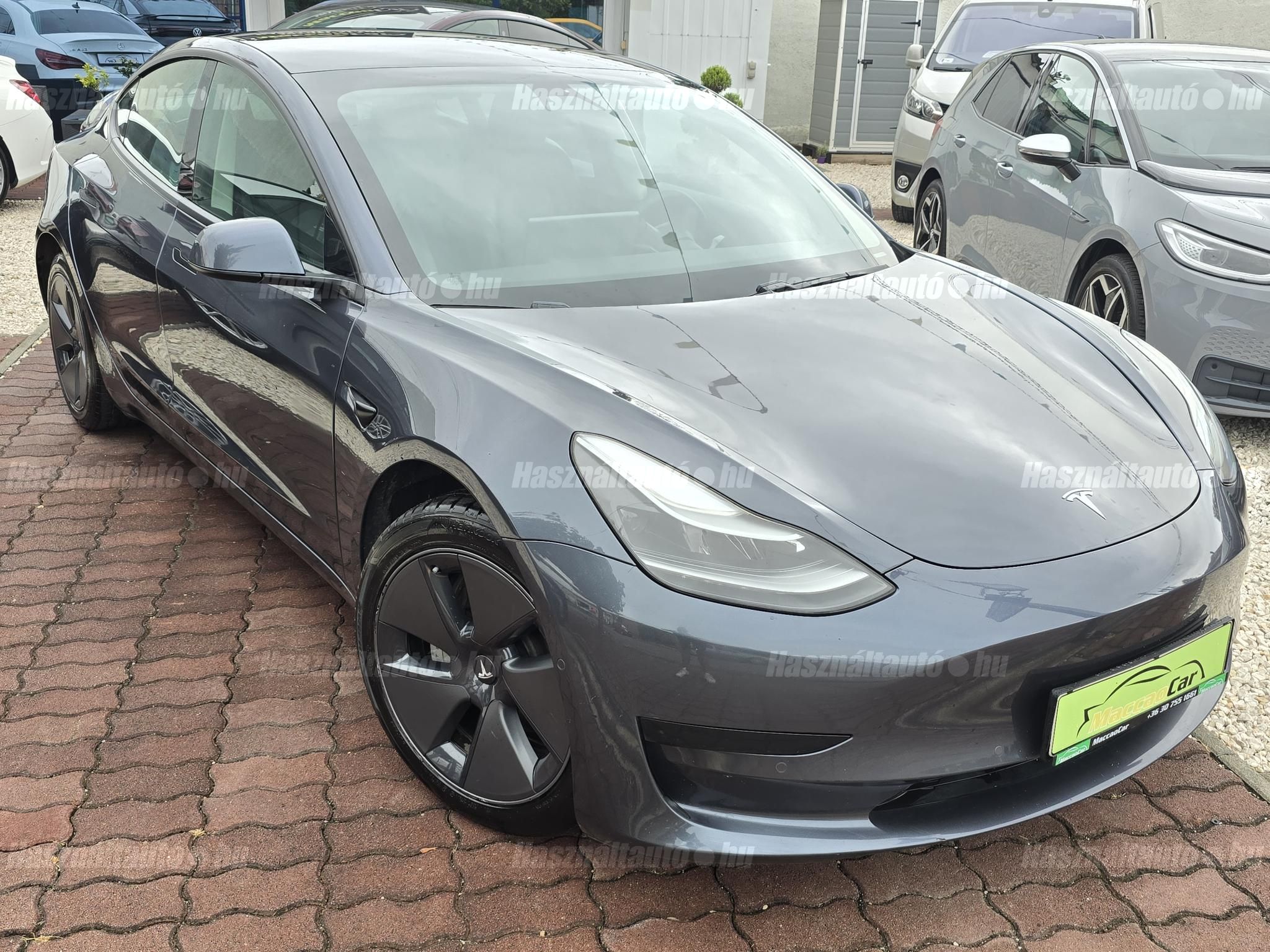 TESLA MODEL 3 2021/3 - 1