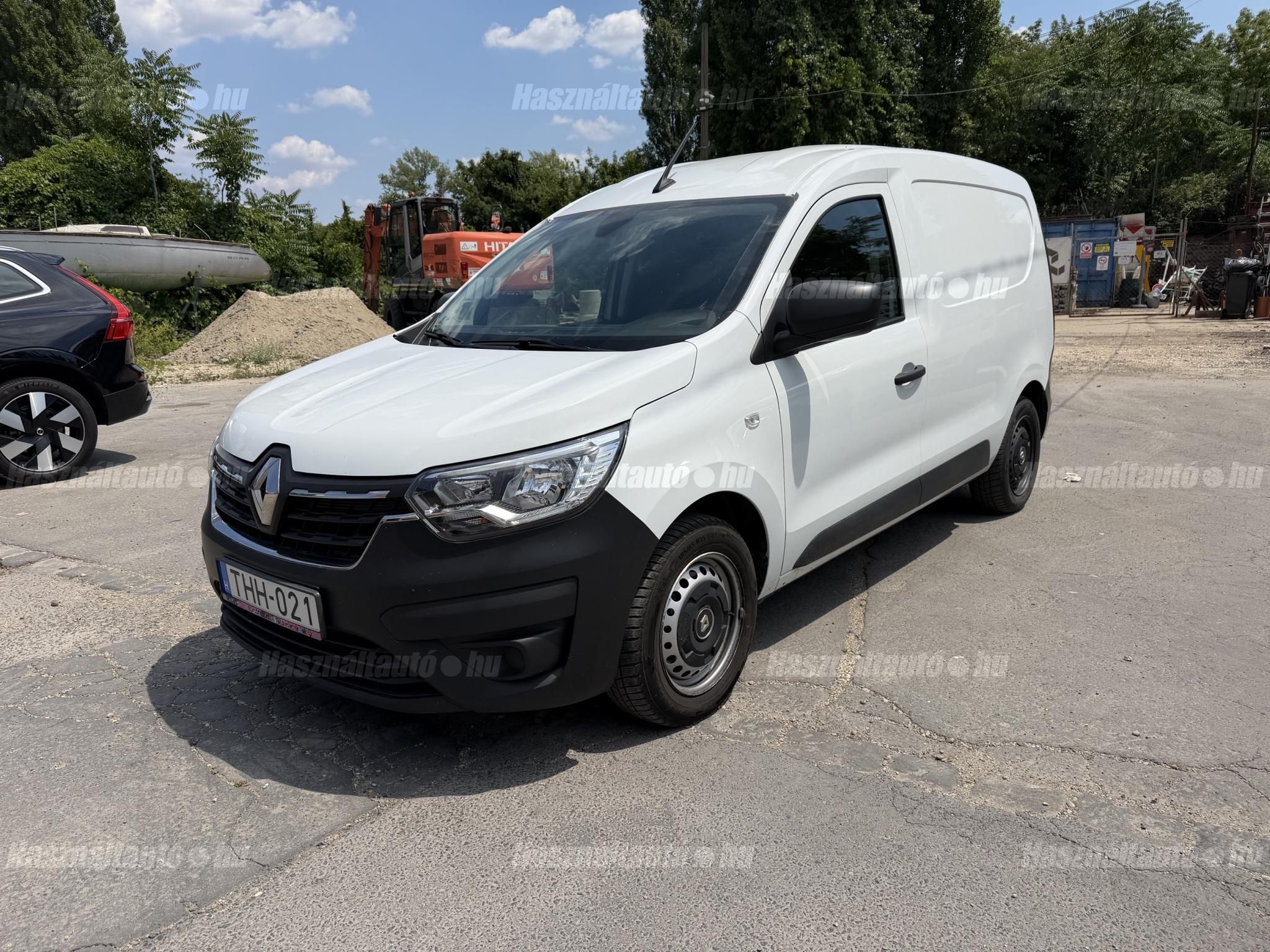 RENAULT EXPRESS 2022/6 - 1
