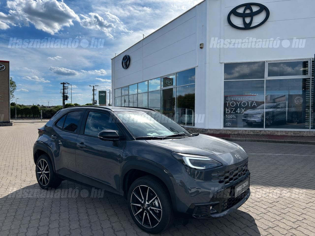 TOYOTA YARIS CROSS 2026 - 1
