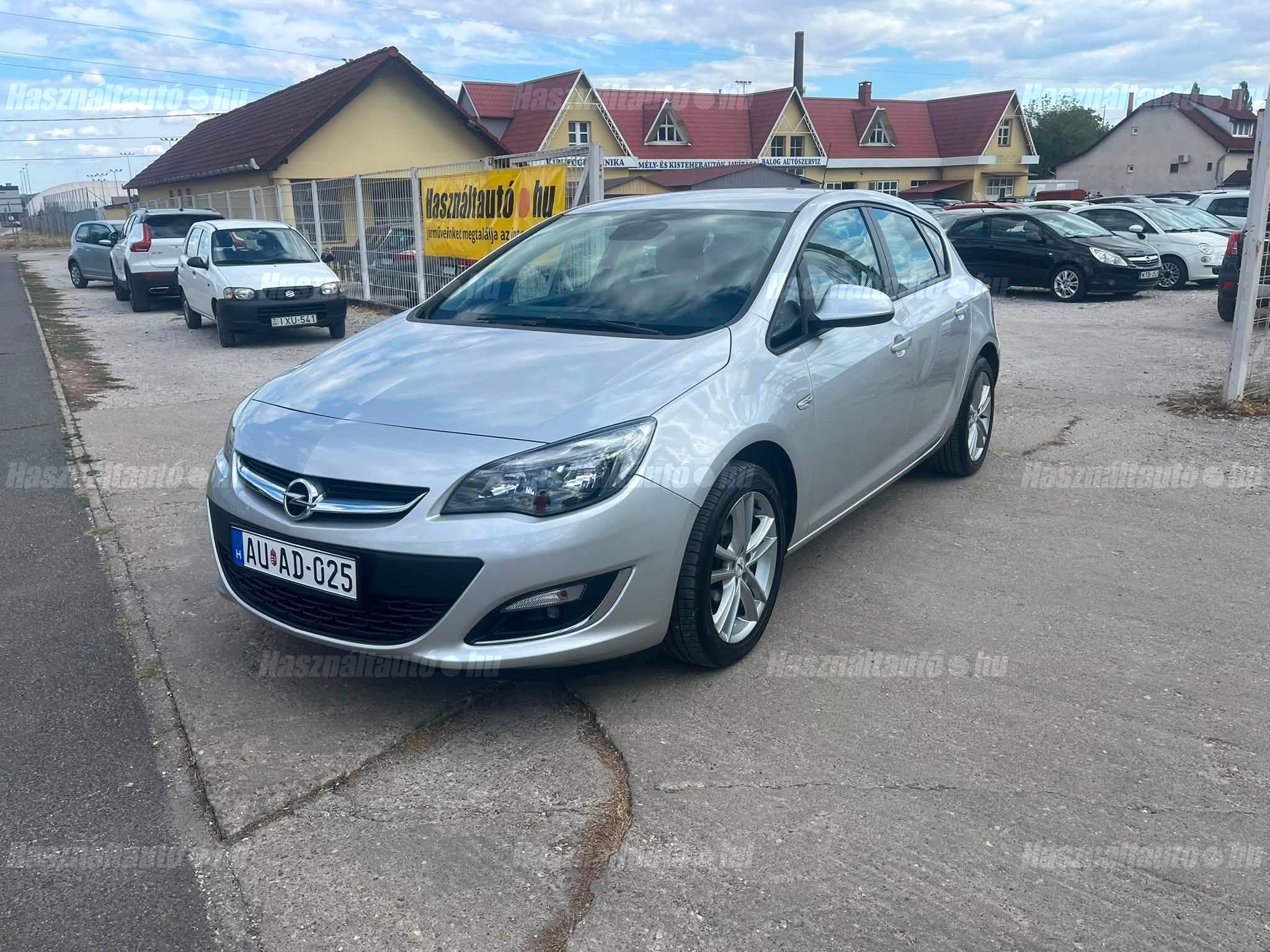 OPEL ASTRA J 2013/2 - 1