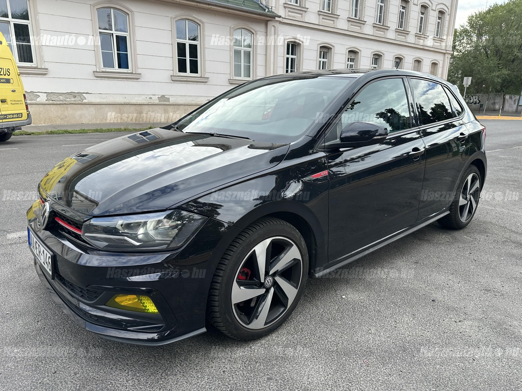 VOLKSWAGEN POLO 2018/6 - 1