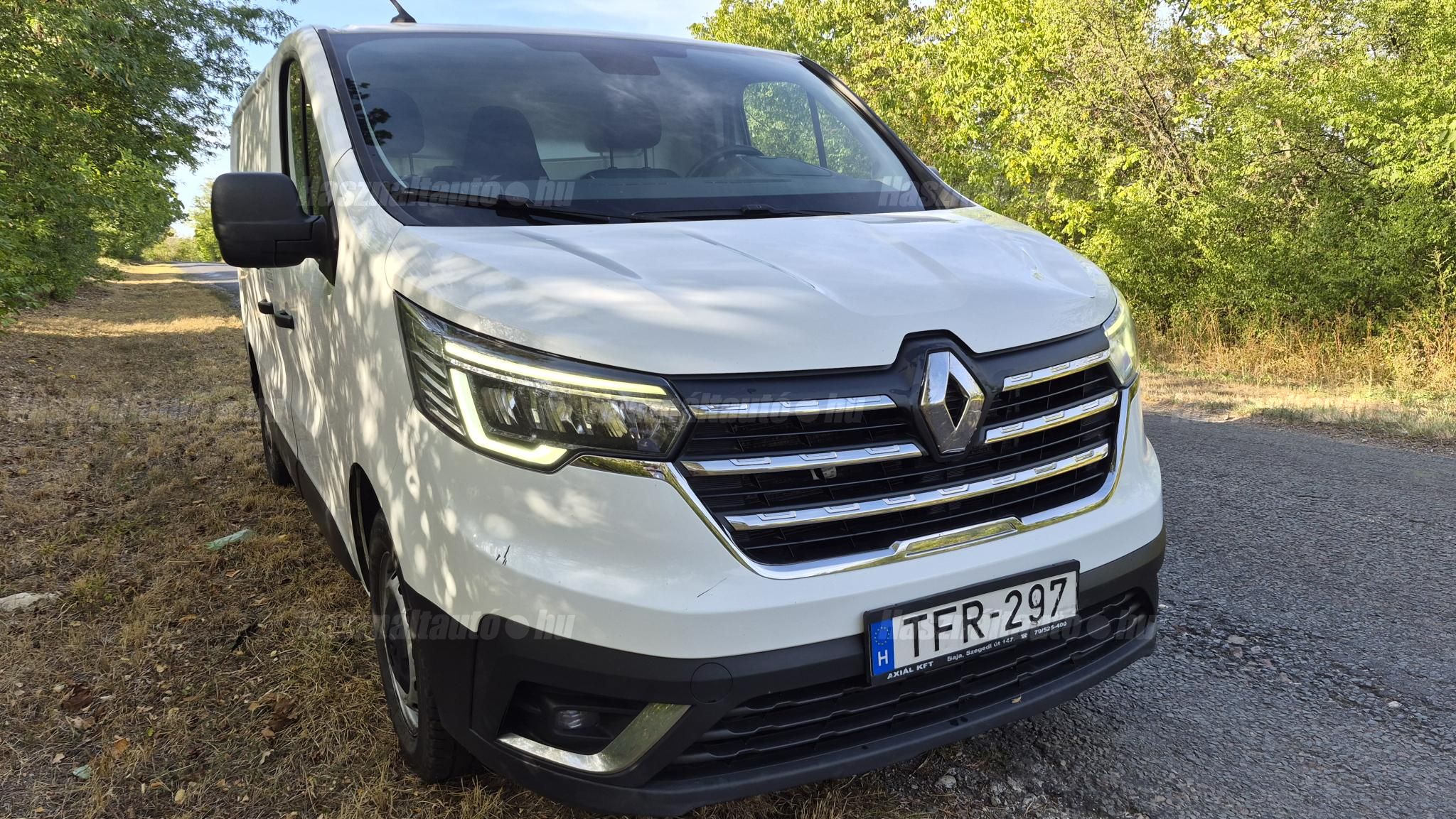 RENAULT TRAFIC 2022/5 - 1