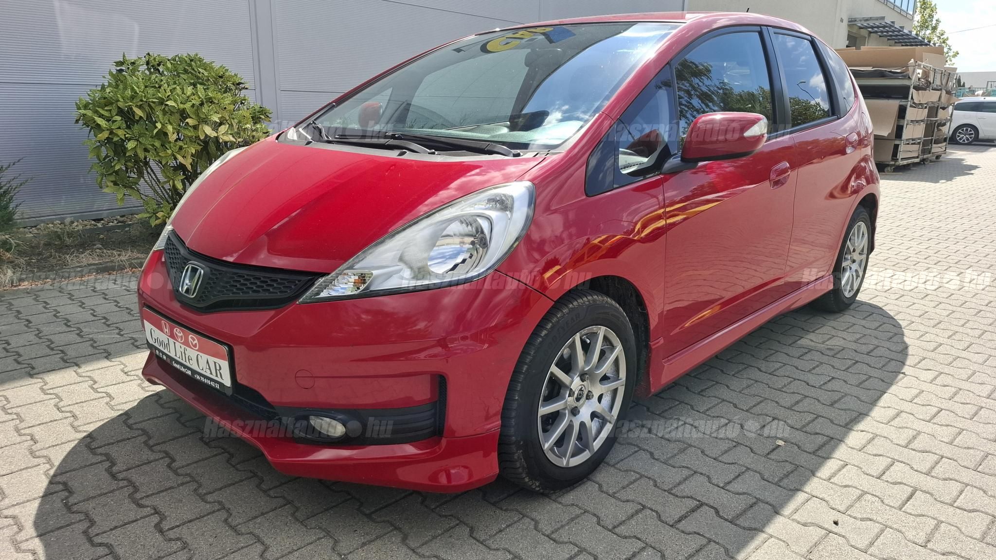 HONDA JAZZ 2015/8 - 1