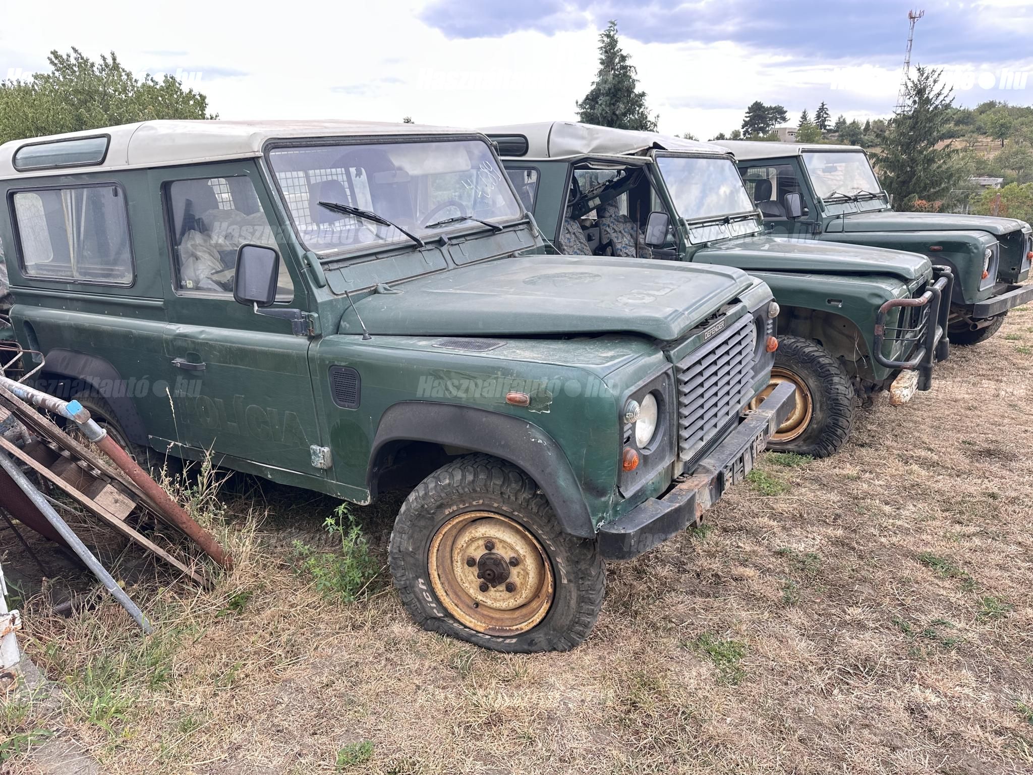 LAND ROVER DEFENDER 2001/3 - 1