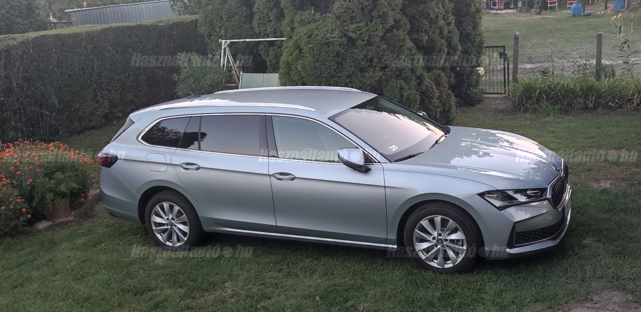 SKODA SUPERB 2025/1 - 1