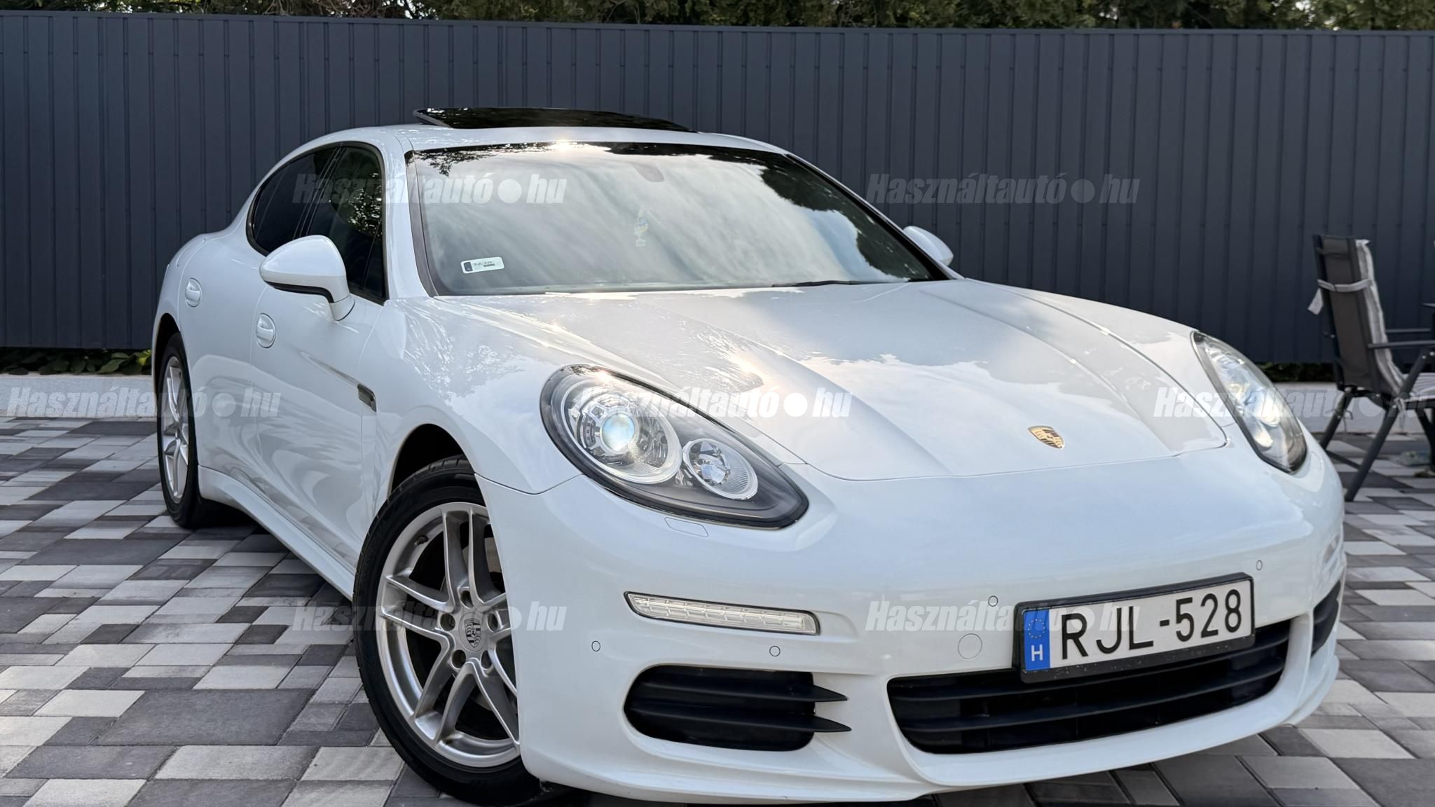 PORSCHE PANAMERA 2016/2 - 1