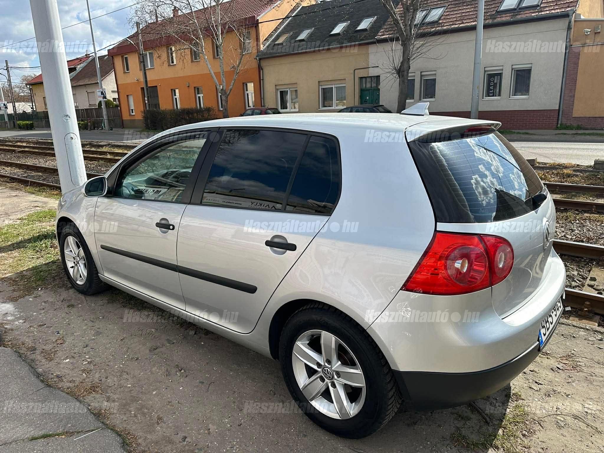 VOLKSWAGEN GOLF V 2004 - 1