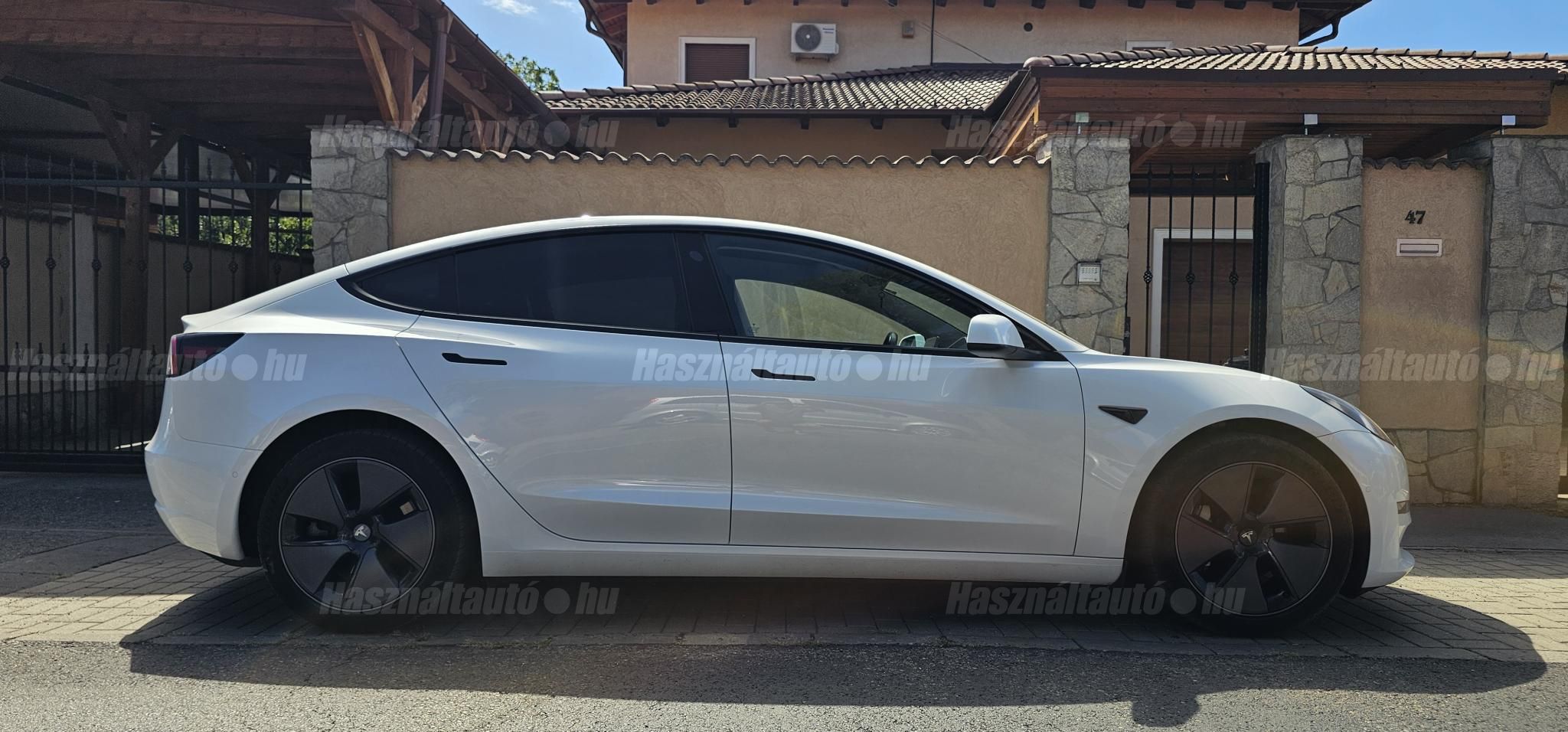 TESLA MODEL 3 2021/11 - 1