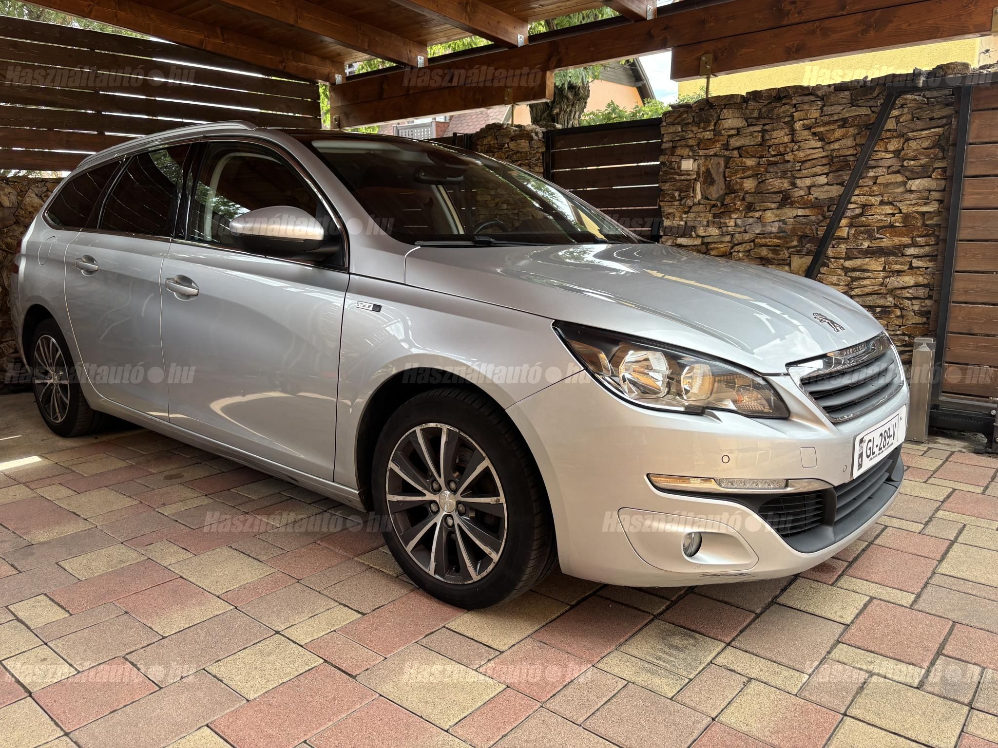 PEUGEOT 308 2015/10 - 1