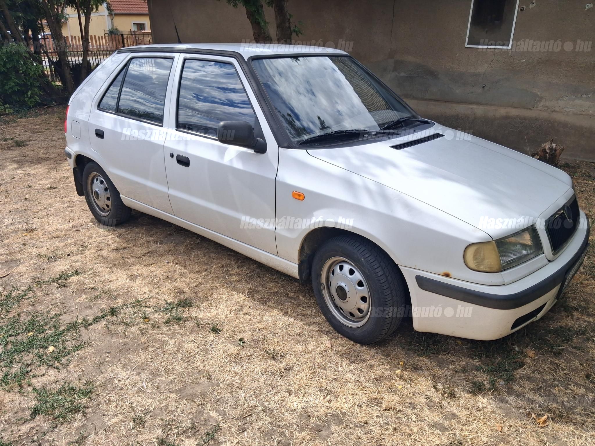 SKODA FELICIA 2000/8 - 1