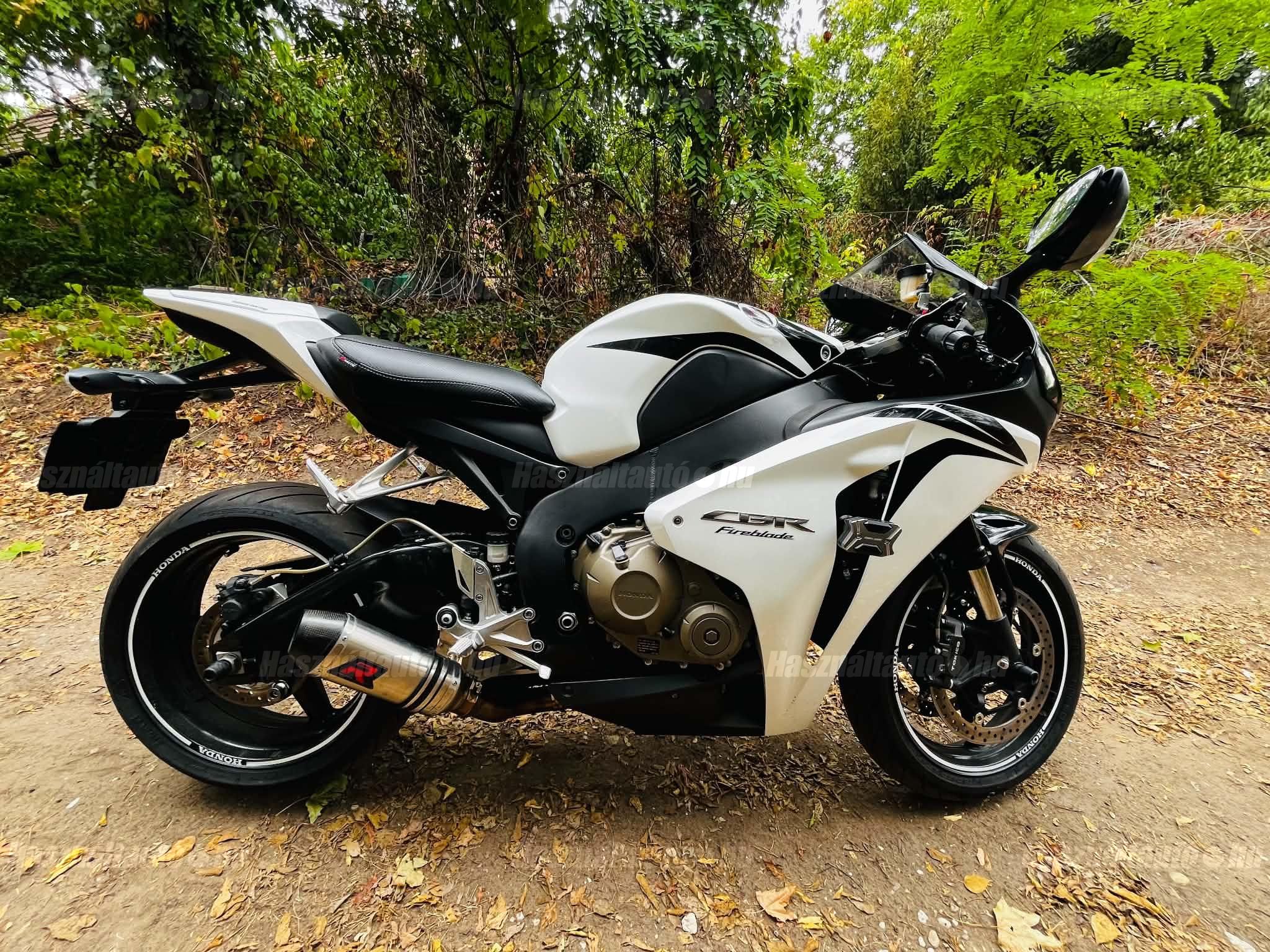 HONDA CBR 1000 RR 2009 - 1