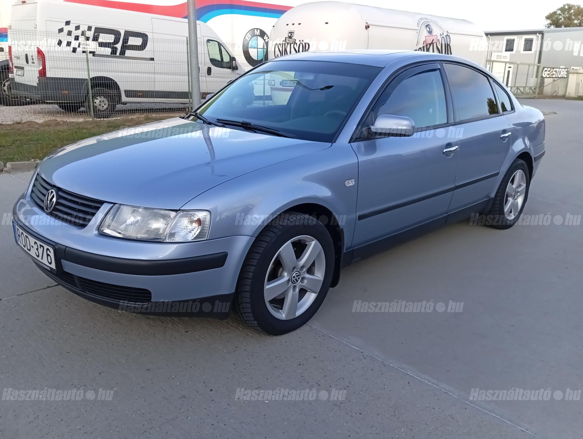 VOLKSWAGEN PASSAT V 1999/7 - 1