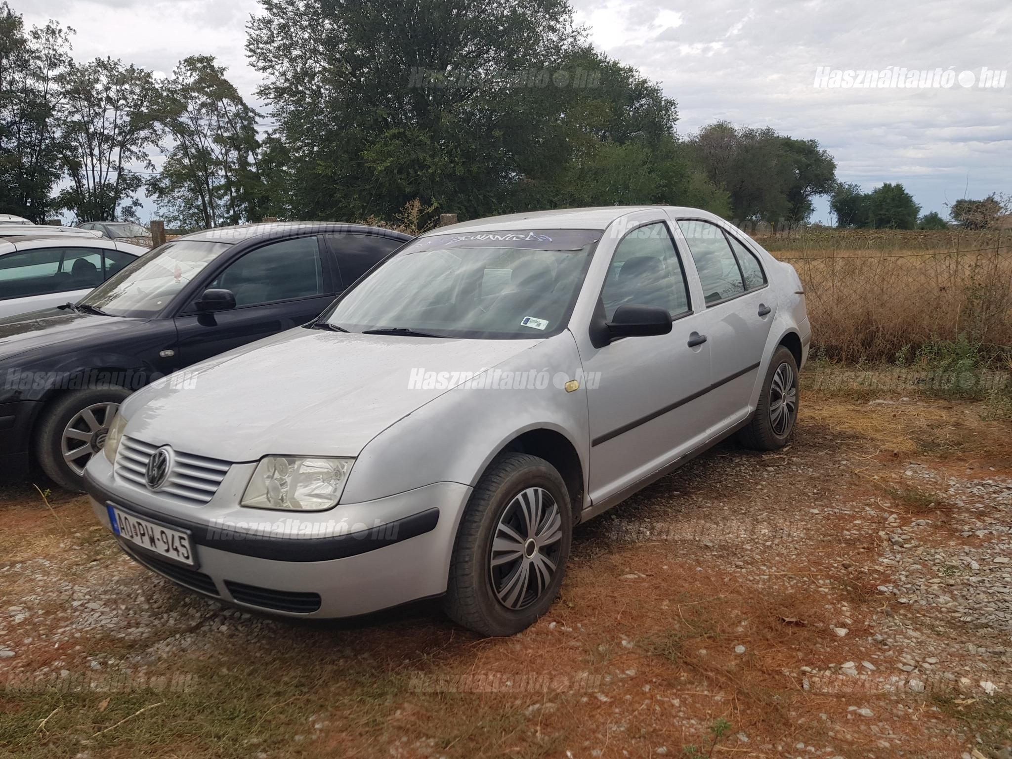 VOLKSWAGEN BORA 2000 - 1