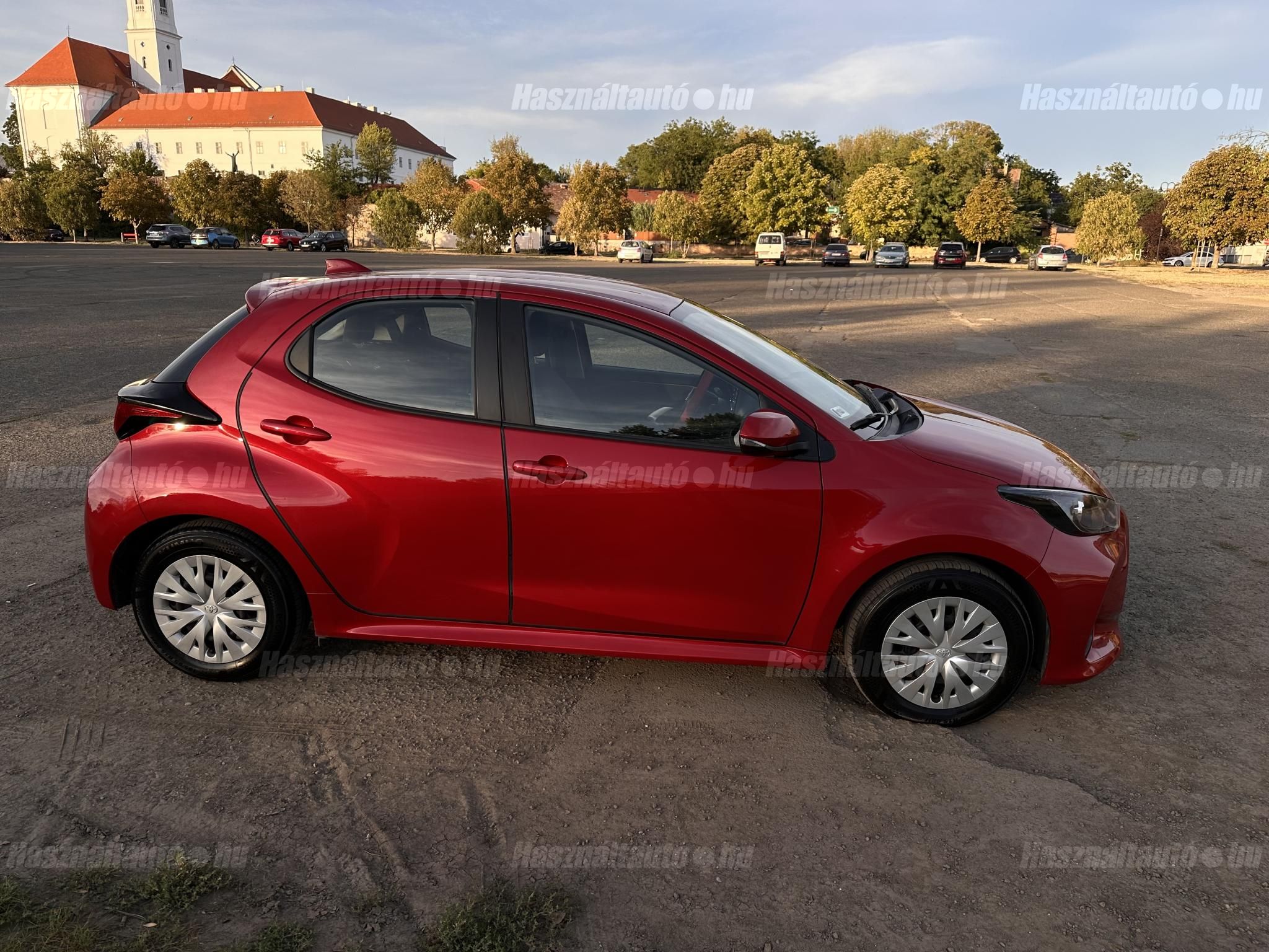 TOYOTA YARIS 2022/2 - 1