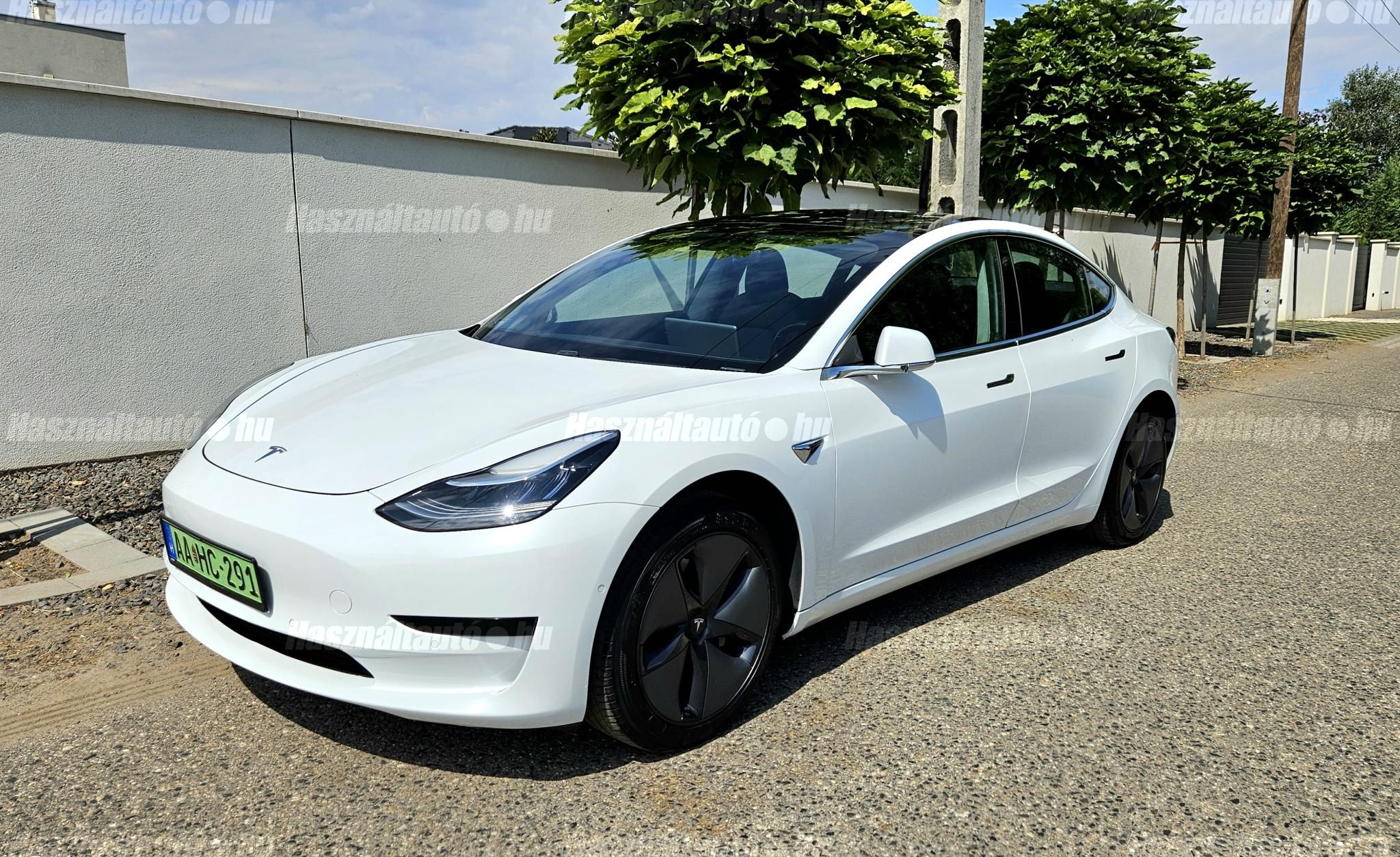 TESLA MODEL 3 2019/9 - 1