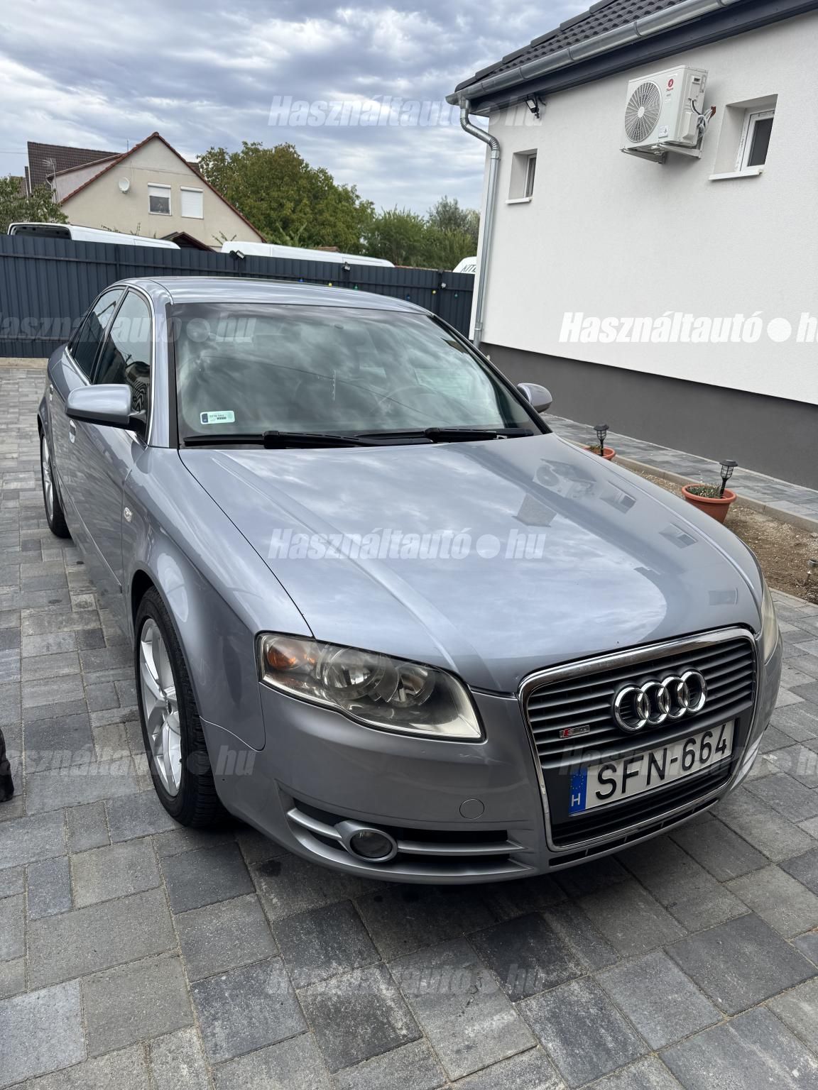 AUDI A4 2005/4 - 1