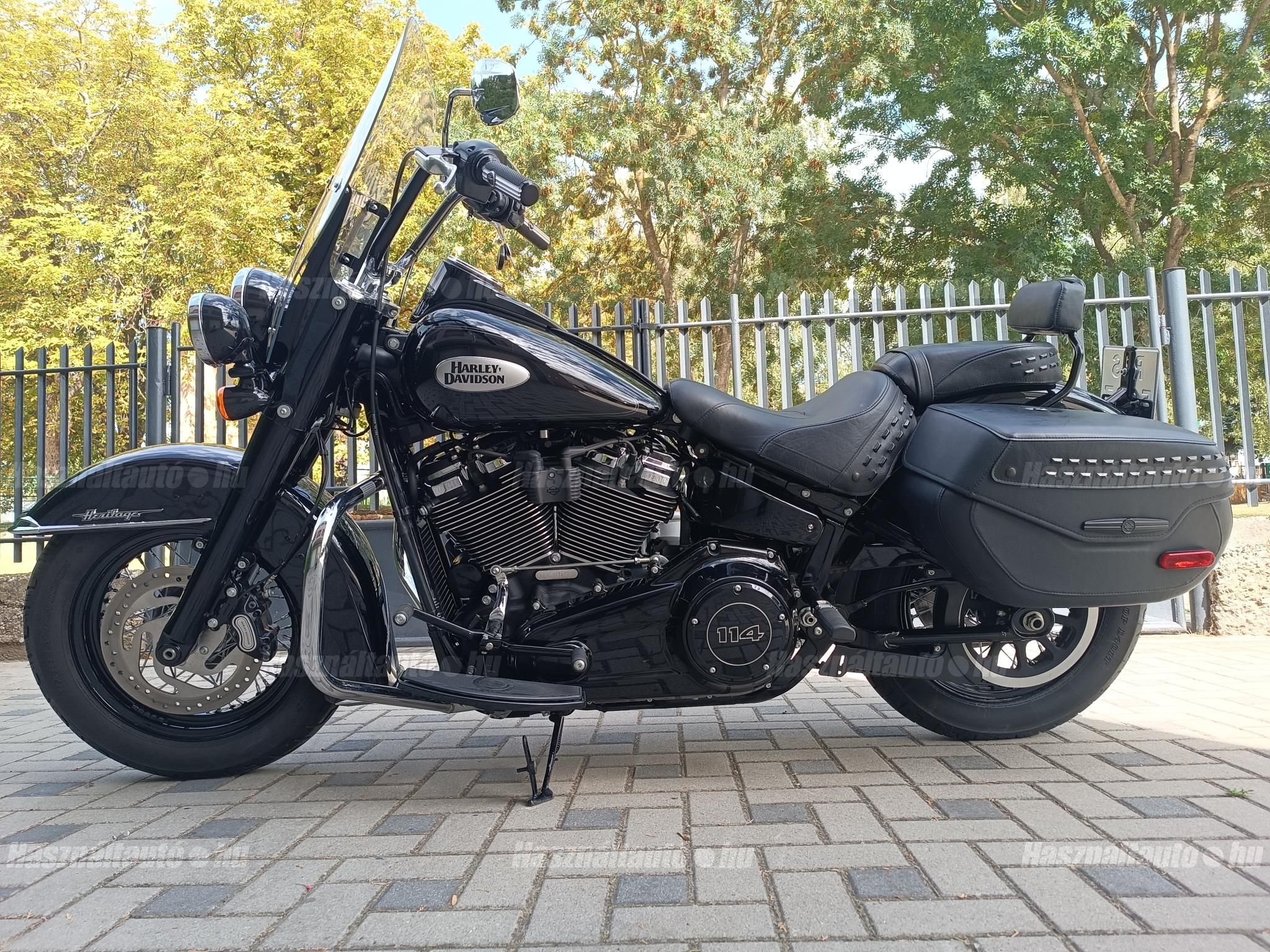 HARLEY-DAVIDSON HERITAGE 2018/12 - 1