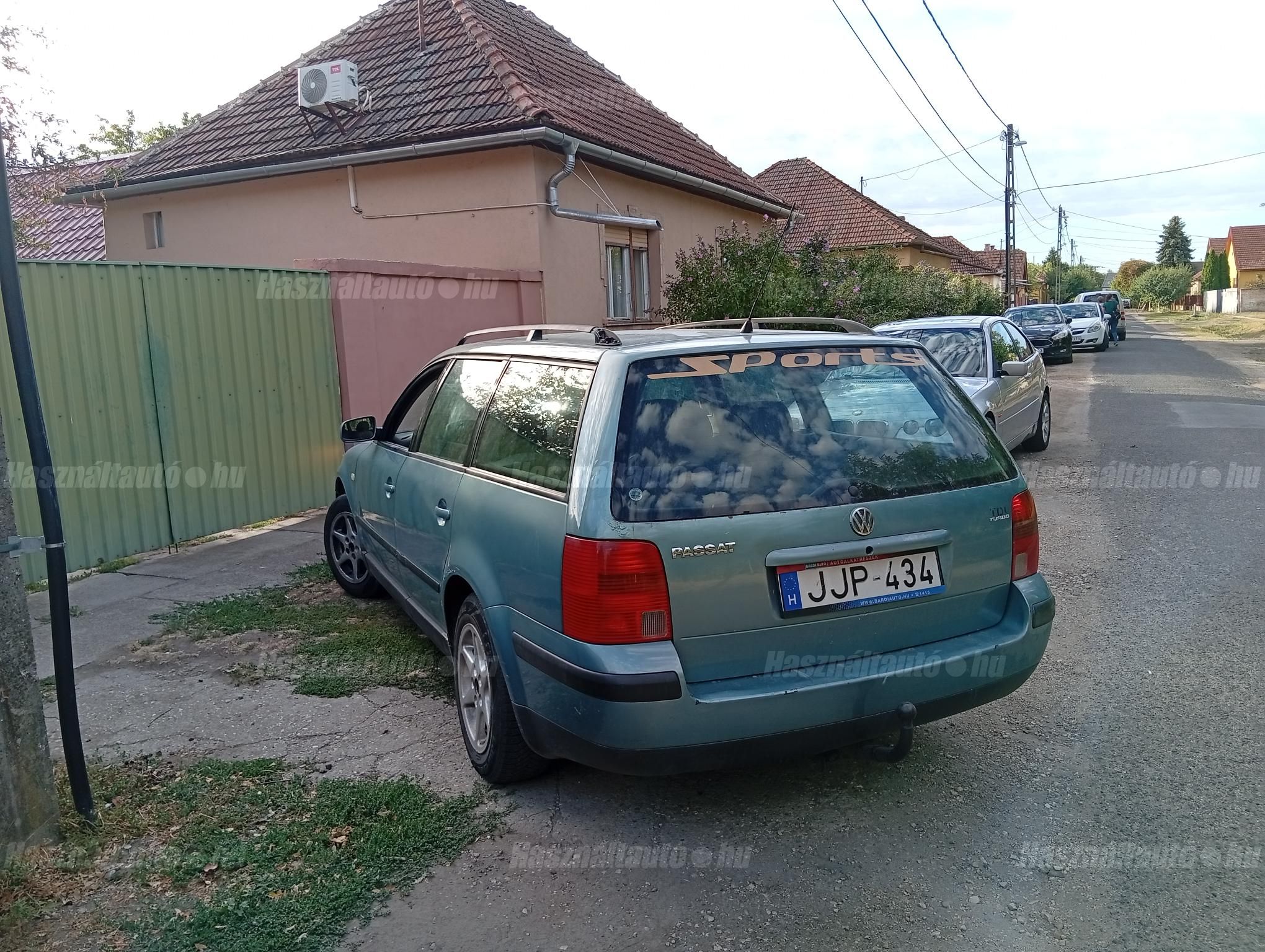 VOLKSWAGEN PASSAT V 1999/6 - 1