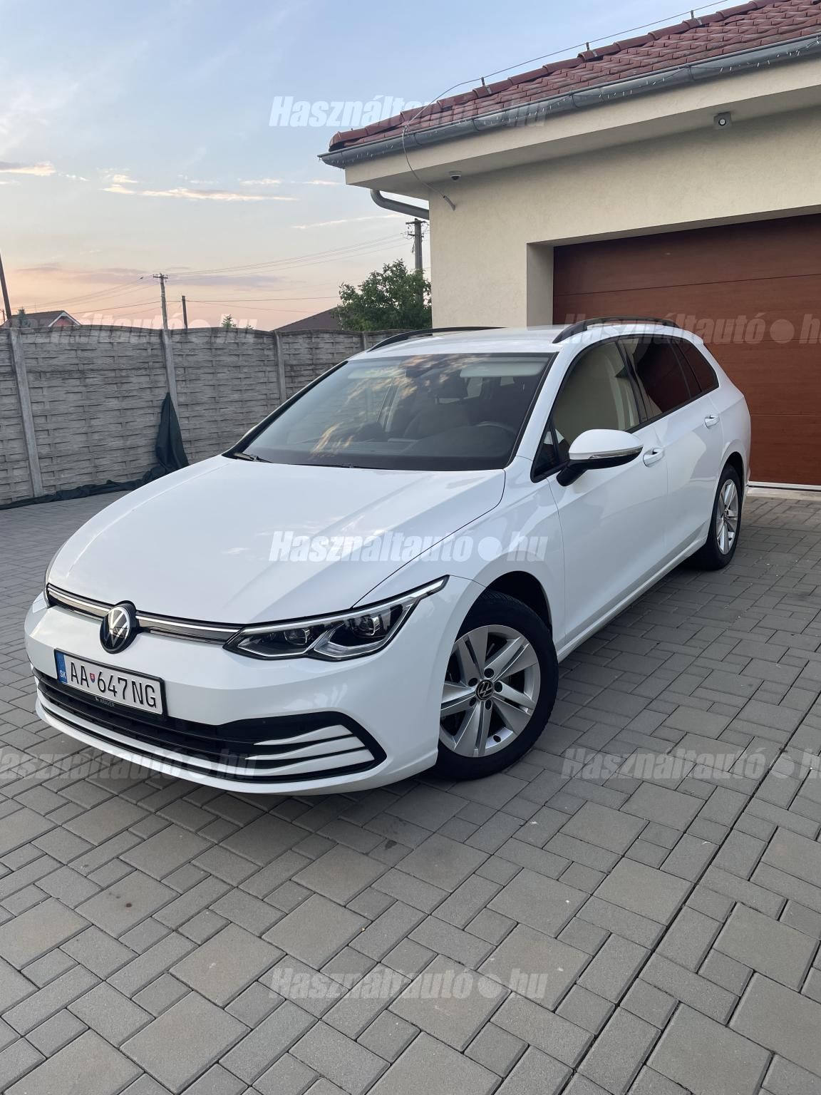 VOLKSWAGEN GOLF VIII 2024 - 1