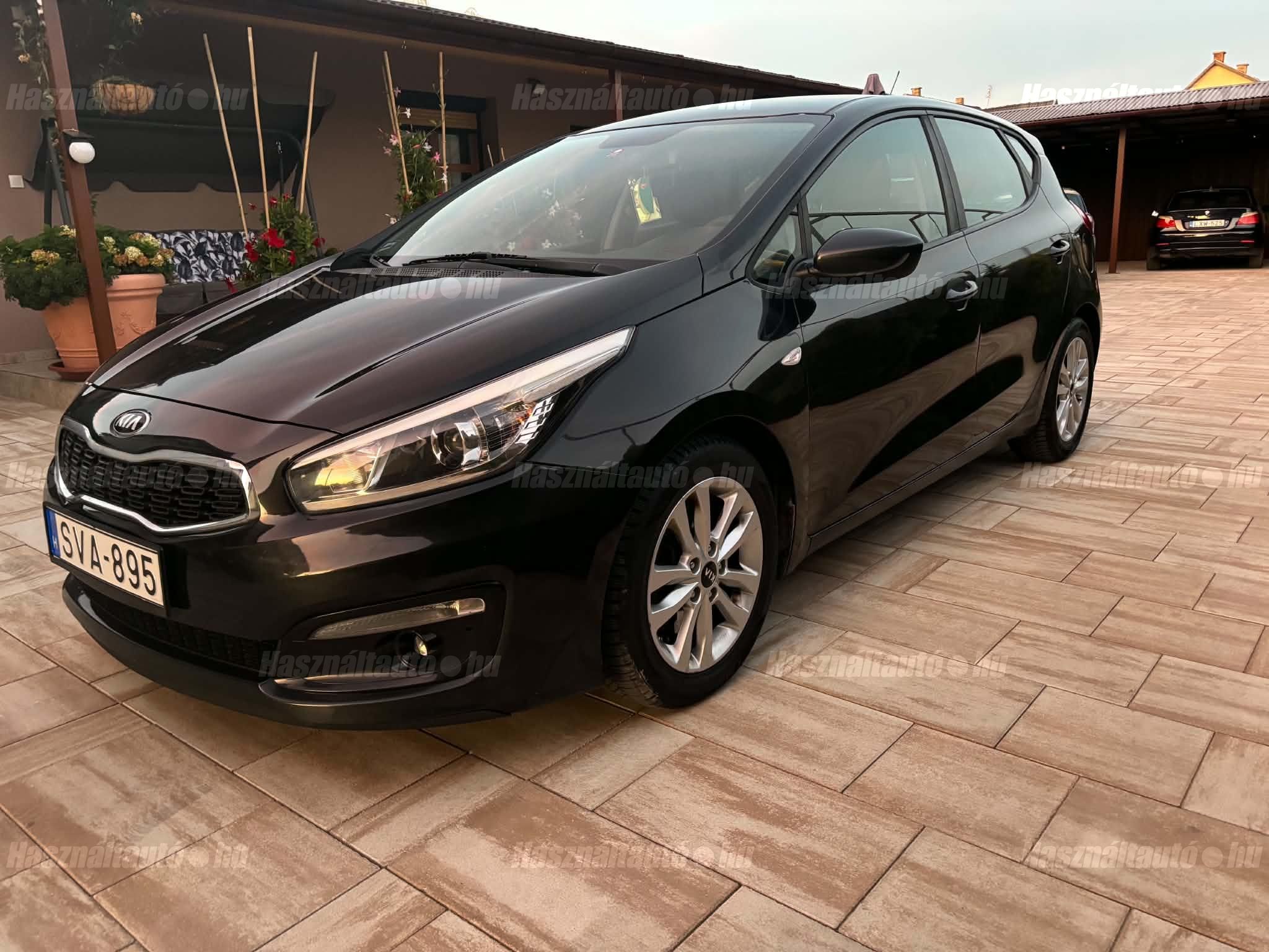 KIA CEE'D 2017 - 1