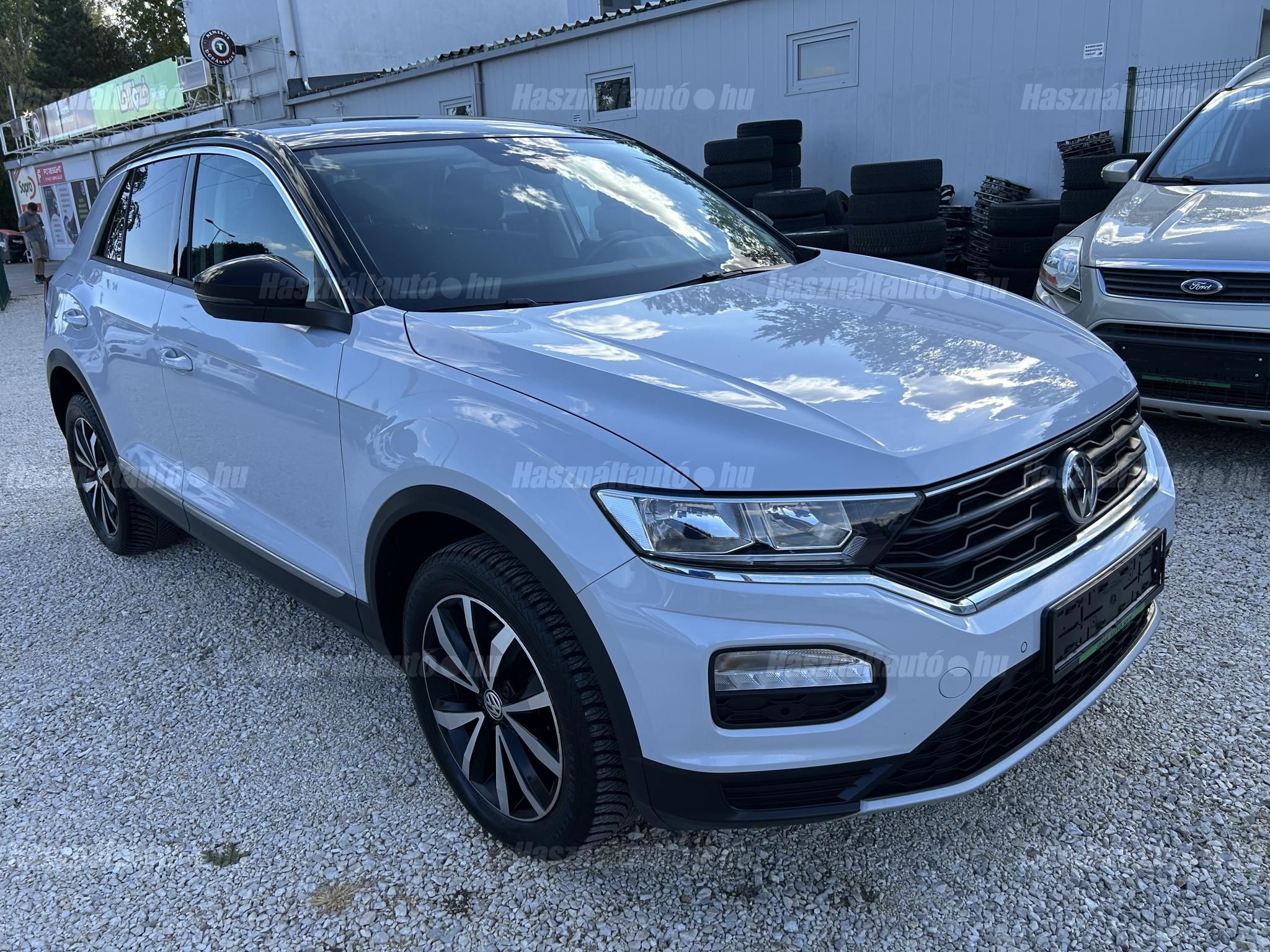 VOLKSWAGEN T-ROC 2018/4 - 1