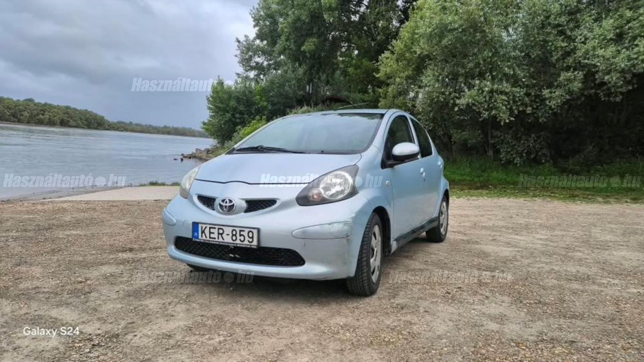 TOYOTA AYGO 2006/3 - 1