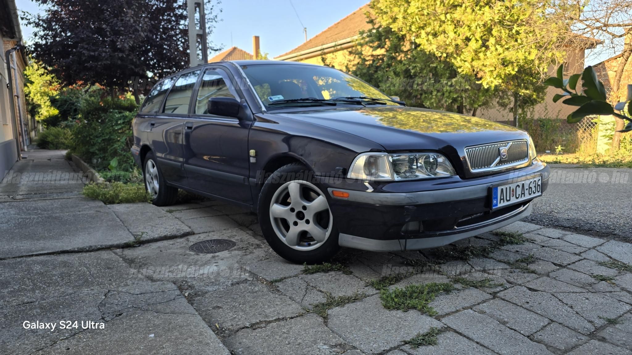 VOLVO V40 2000/10 - 1