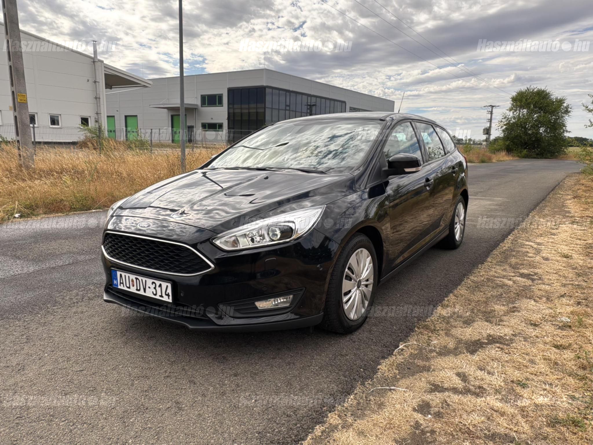 FORD FOCUS 2016/9 - 1