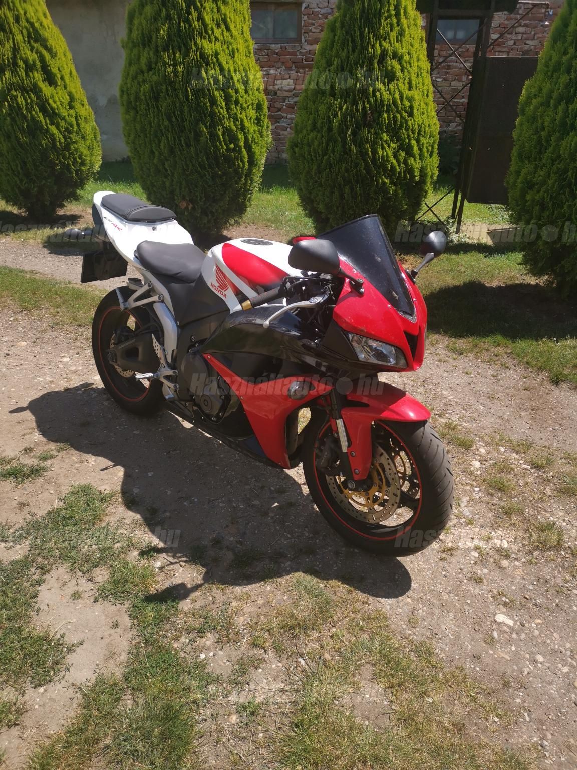 HONDA CBR 600 RR 2009/10 - 1