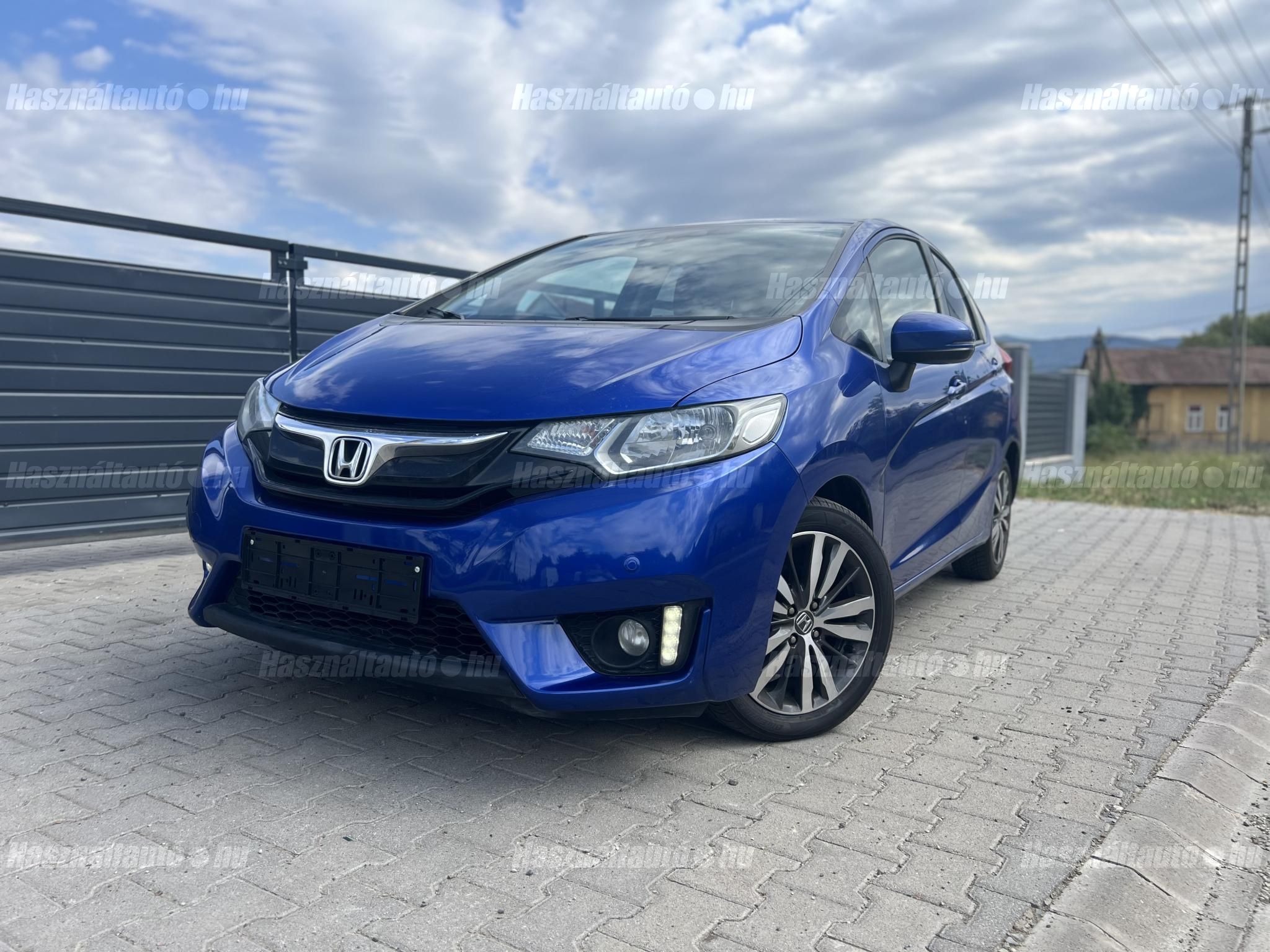 HONDA JAZZ 2017 - 1