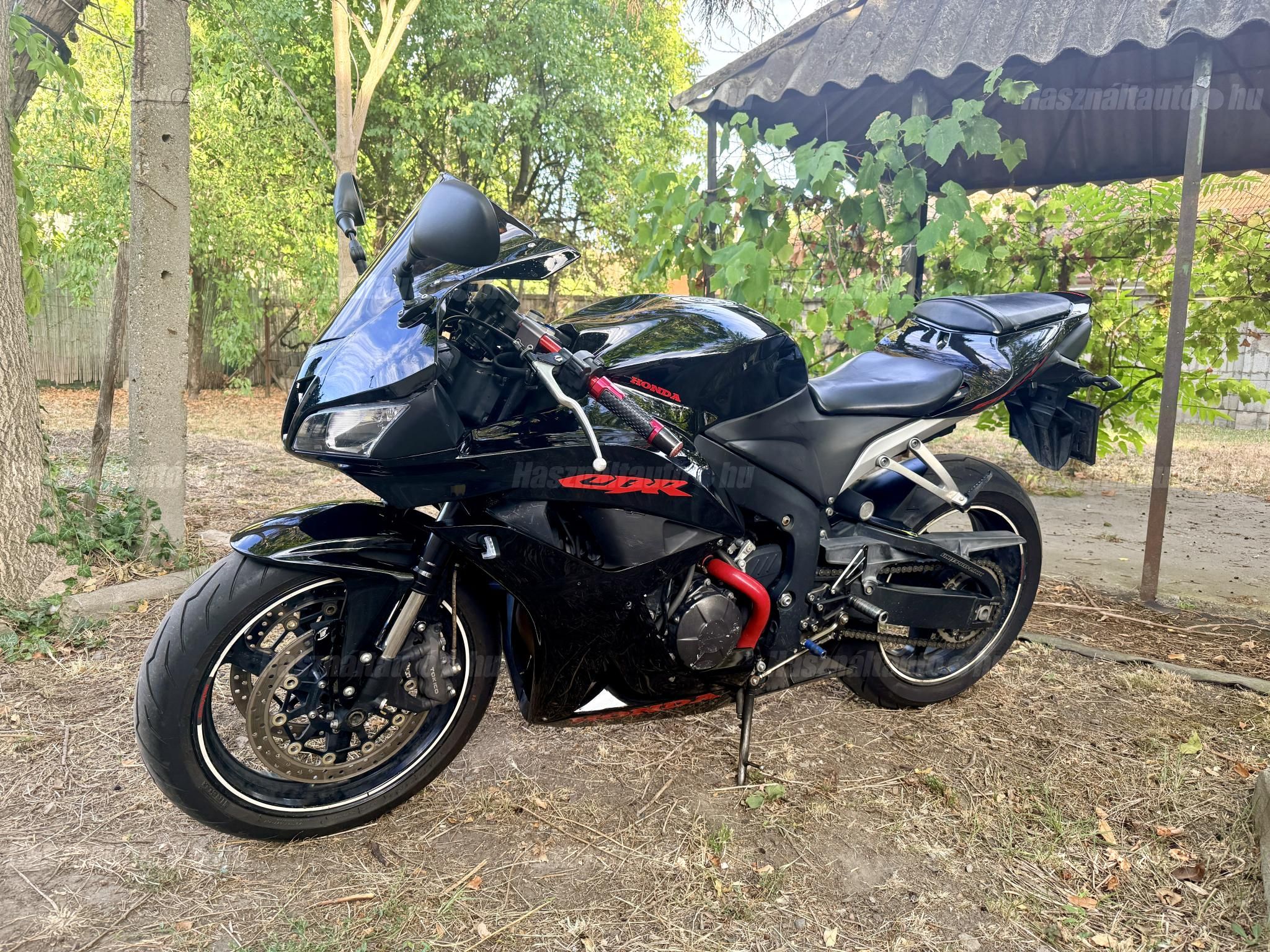 HONDA CBR 600 RR 2007/8 - 1