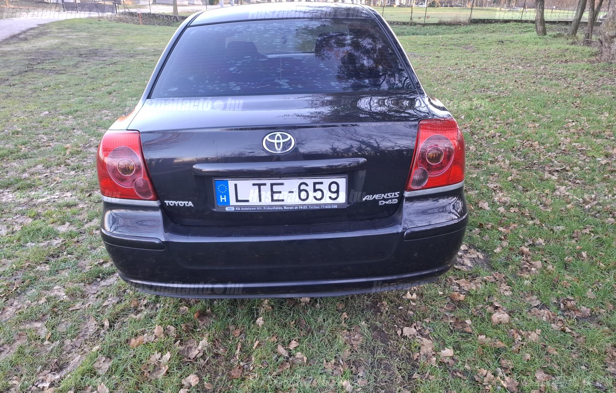 TOYOTA AVENSIS 2008/10 - 1