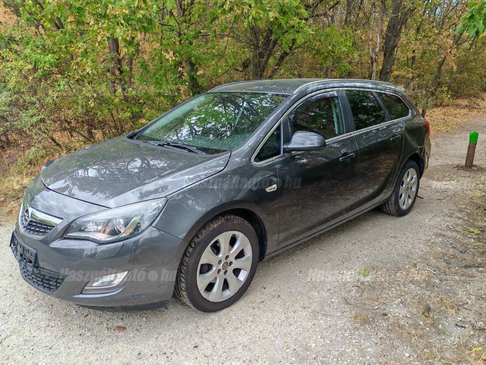 OPEL ASTRA J 2012 - 1